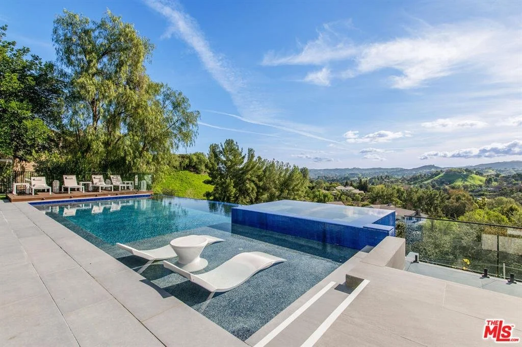 Pool day view.jpeg