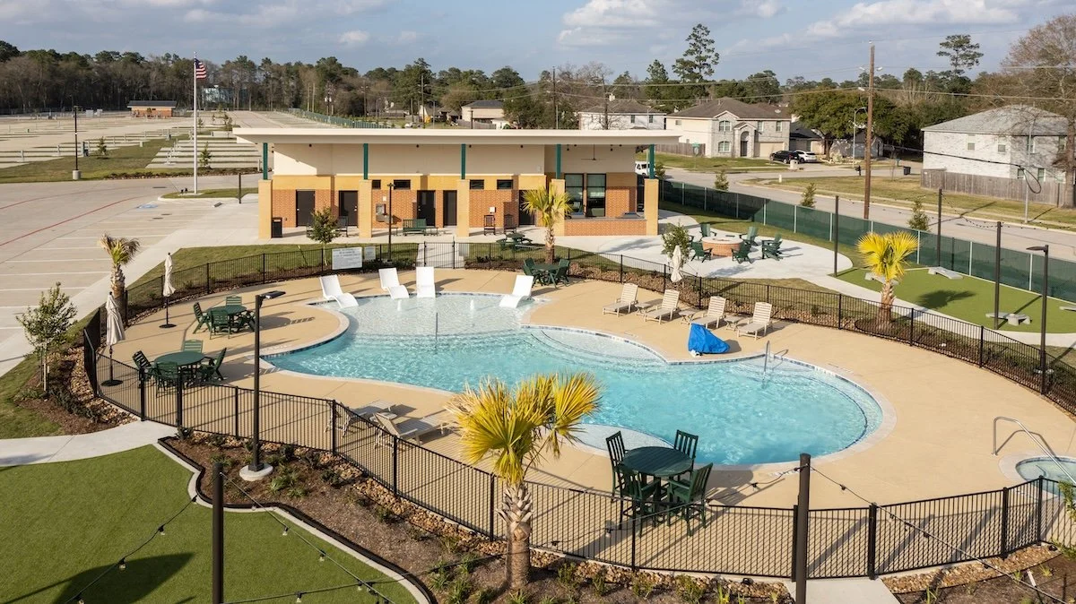swimming pool