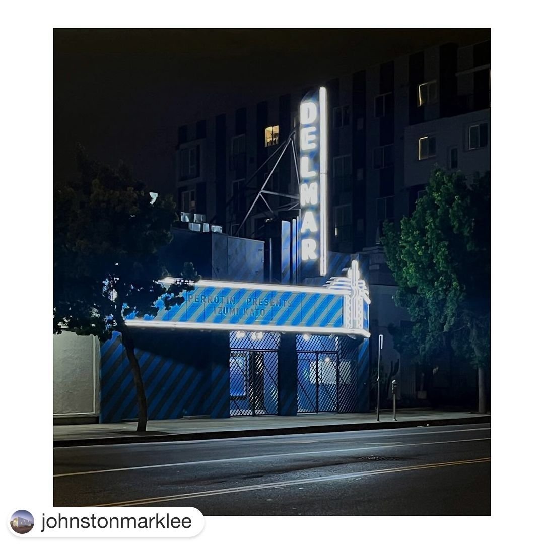Next time you're in Mid-City, make sure to stop by the new Perrotin Los Angeles gallery designed by @johnstonmarklee !
Housed in the former 1930's Del Mar Theater, the project focused on adaptive reuse of the historic space which features the origina