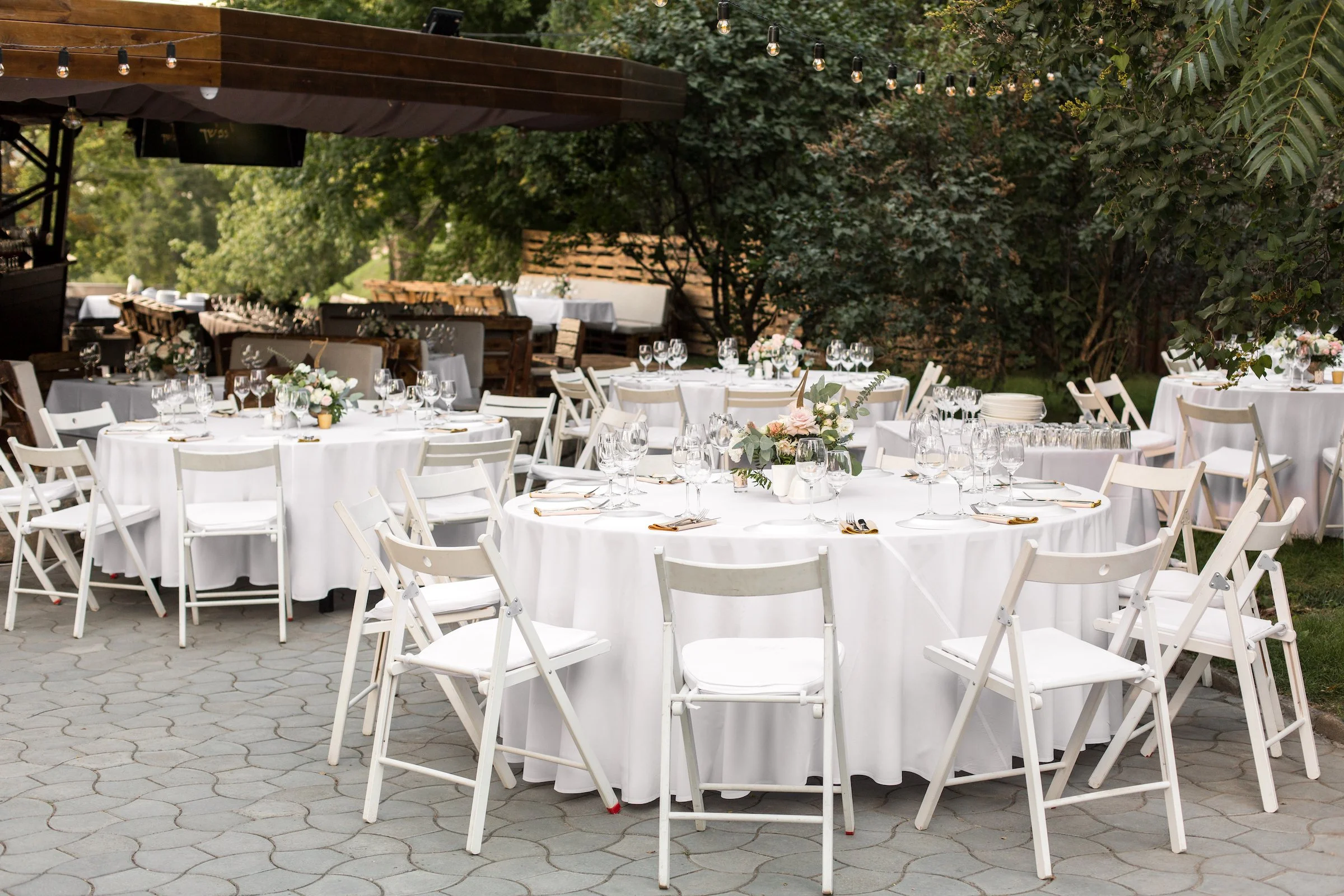 Tent Tables Chairs Rental VACAVILLE CA Funtastic Rentals Inc.