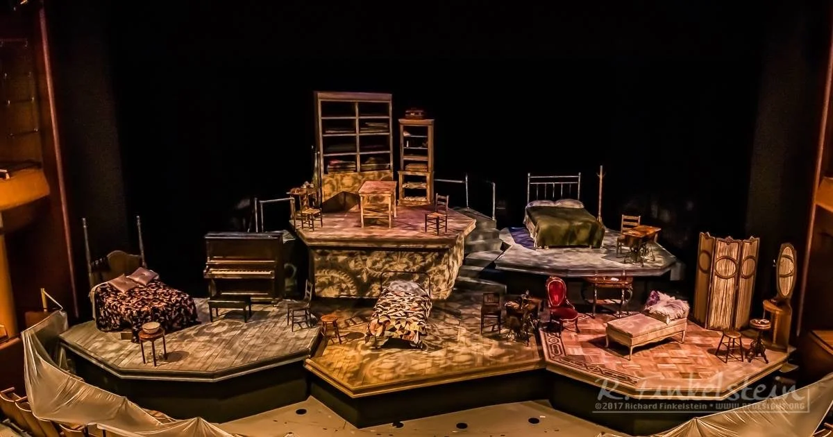 set intimate apparel.jpg