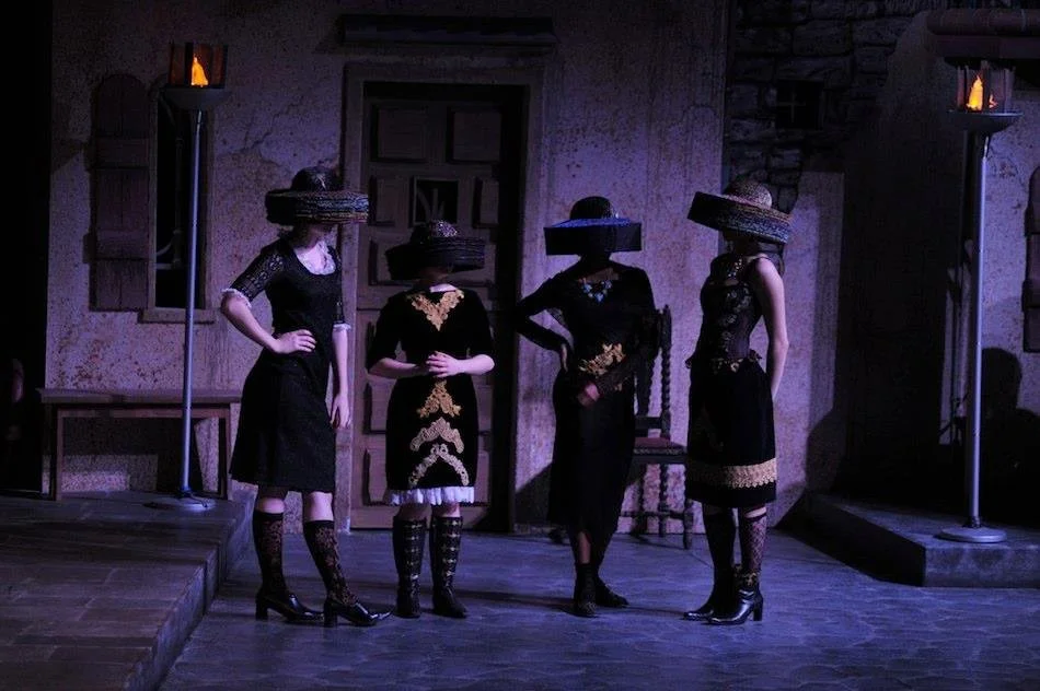R AND J women in hats.jpg