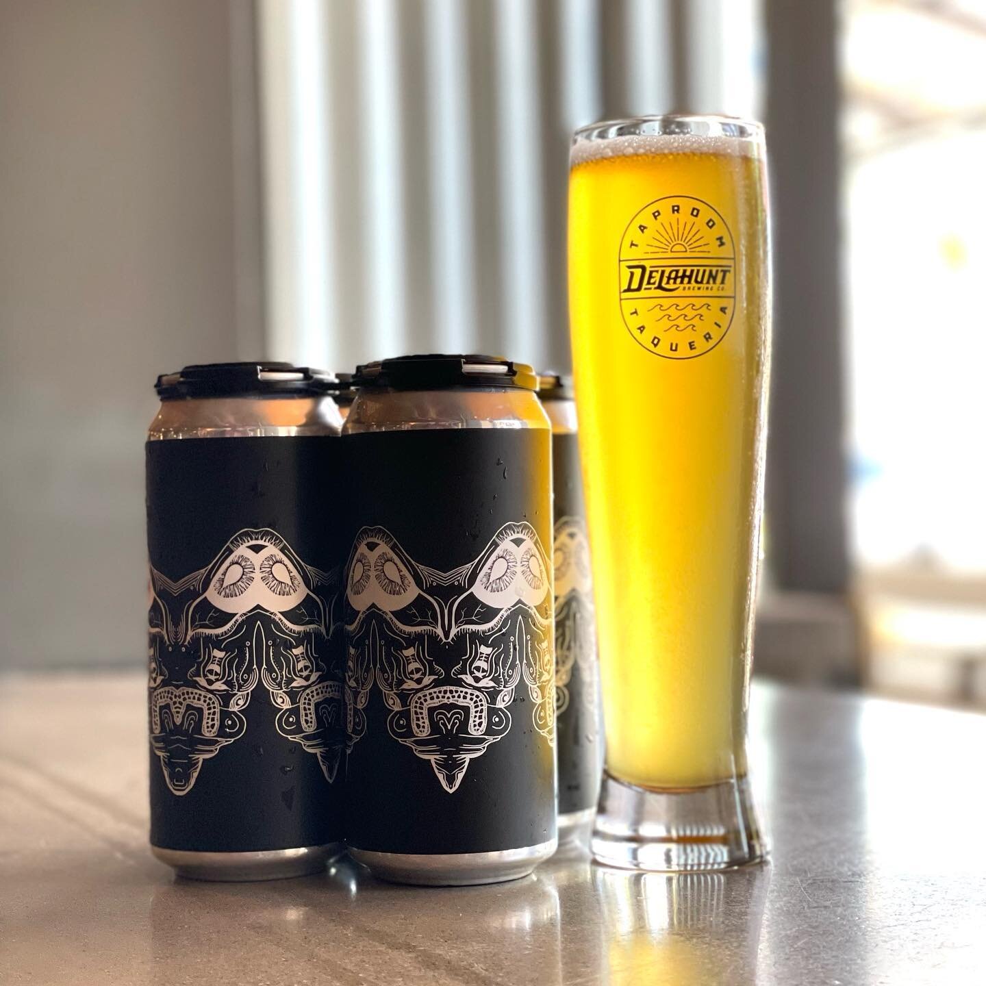 Can release this Friday at the Grand Opening of the taproom in Dana Point @delahuntbrewing_dp 
Doors open at 11:00 SM Familia playing 2-5. Come down enjoy some great beer, amazing tacos and good tunes. 
See you Friday. 

Tuesday Gone
Oat Lager 4.6%
A