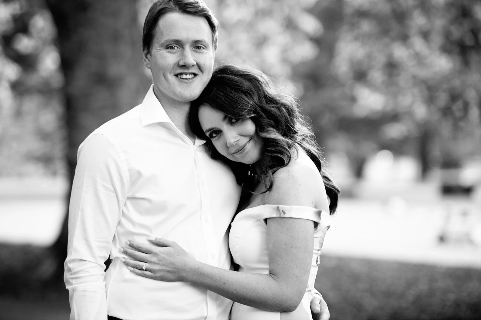 White Chilli Photography_Engagement Carlton Gardens18.jpg