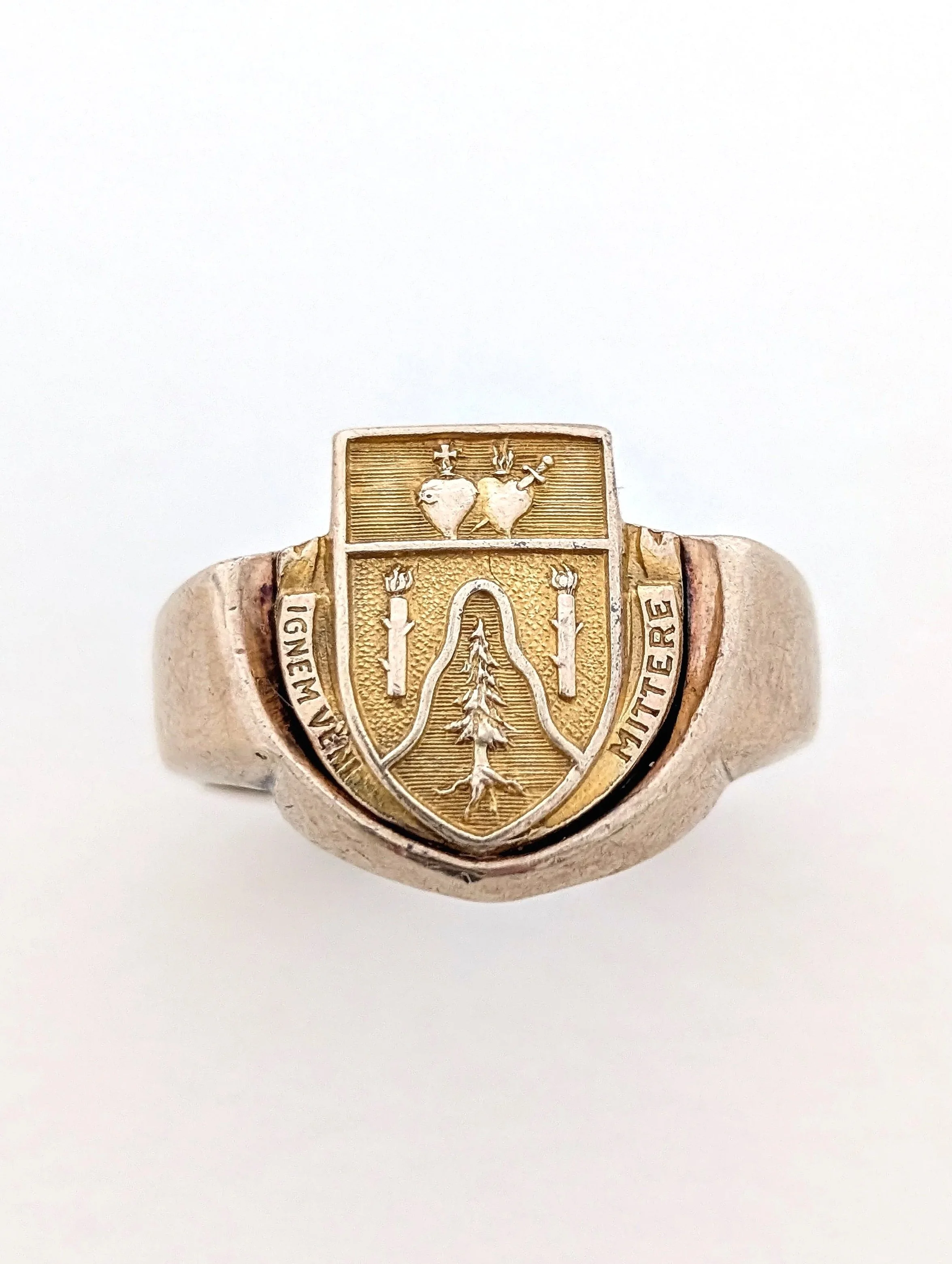 Vintage 10k gold "Ignem Veni Mittere" Sacred Heart signet ring