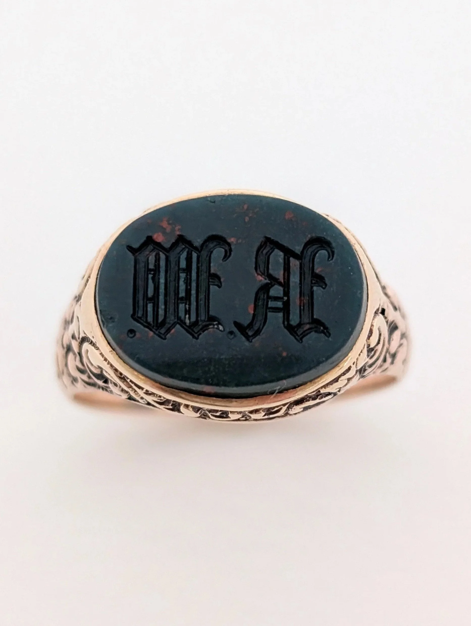 Antique Victorian 12k gold bloodstone intaglio monogram signet ring