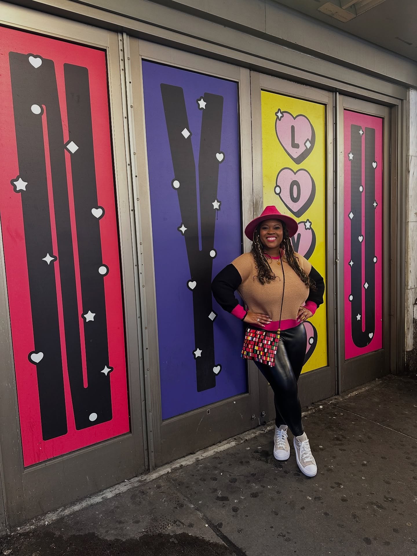 β¨ MAGIC SHOES MONDAYβ¨ This is one of the cutest and most colorful spots to snap a picture in #timesquare π. I hope as the #summer continues that you take your #magicshoes to somewhere you love or to somewhere you’ve never been before! Adventur