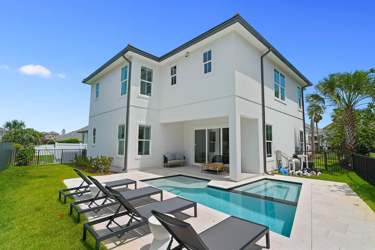 We can make every backyard work, whether it be geometric, freeform or make custom shaped