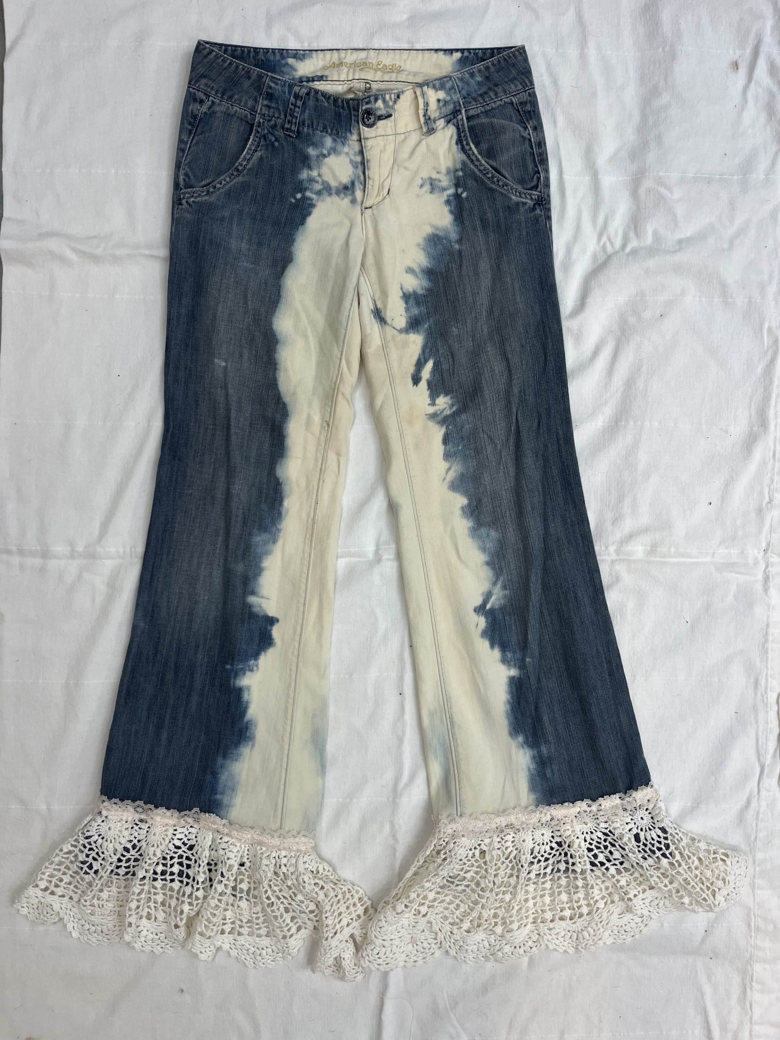 CROCHET JEANS.jpg