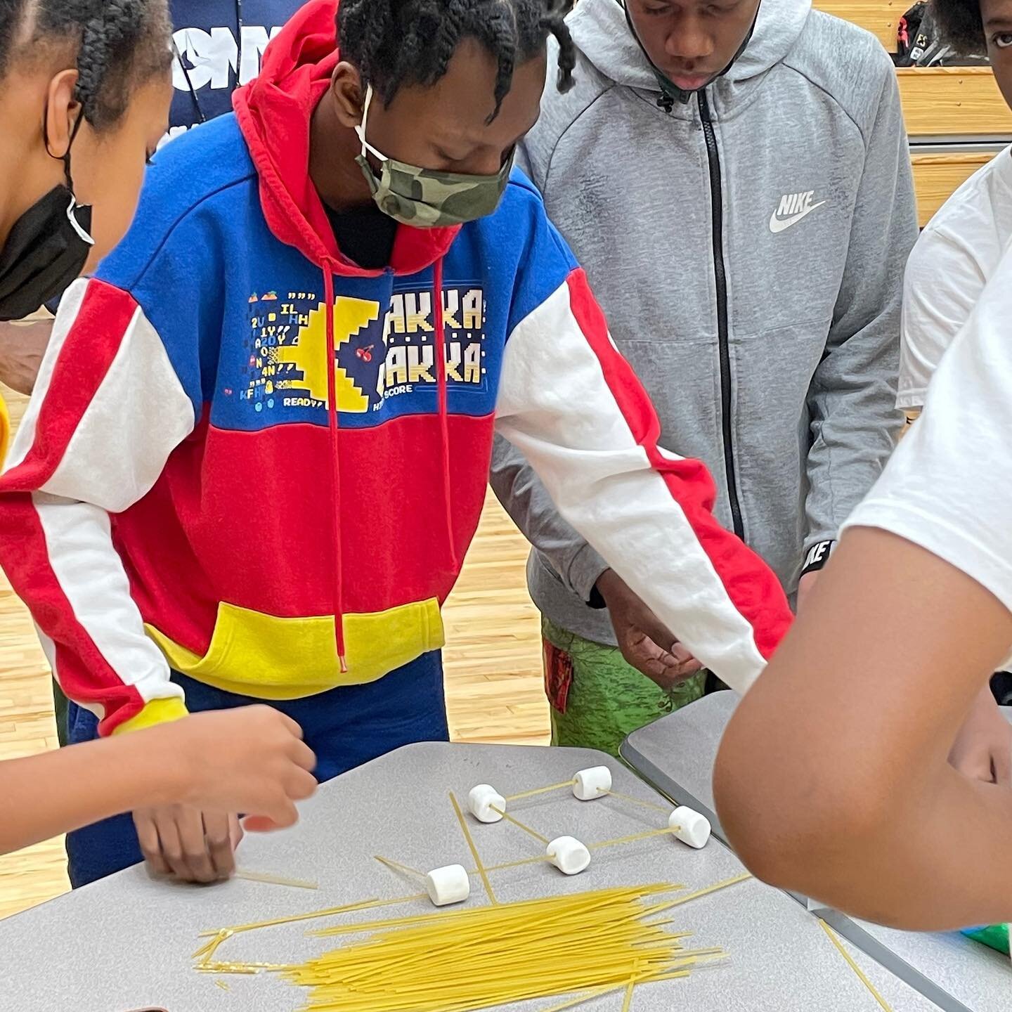 At Eagle Academy, students learned about composition by competing in a race to make the largest structure out of marshmallows and pasta #harrimanprograms #education #eagleacademy
