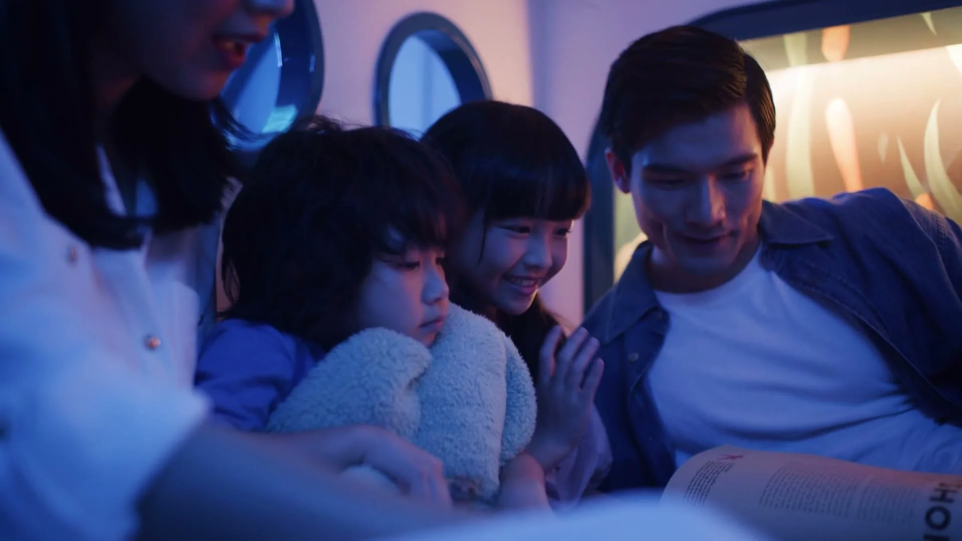 Shangri-La Family, film still 5