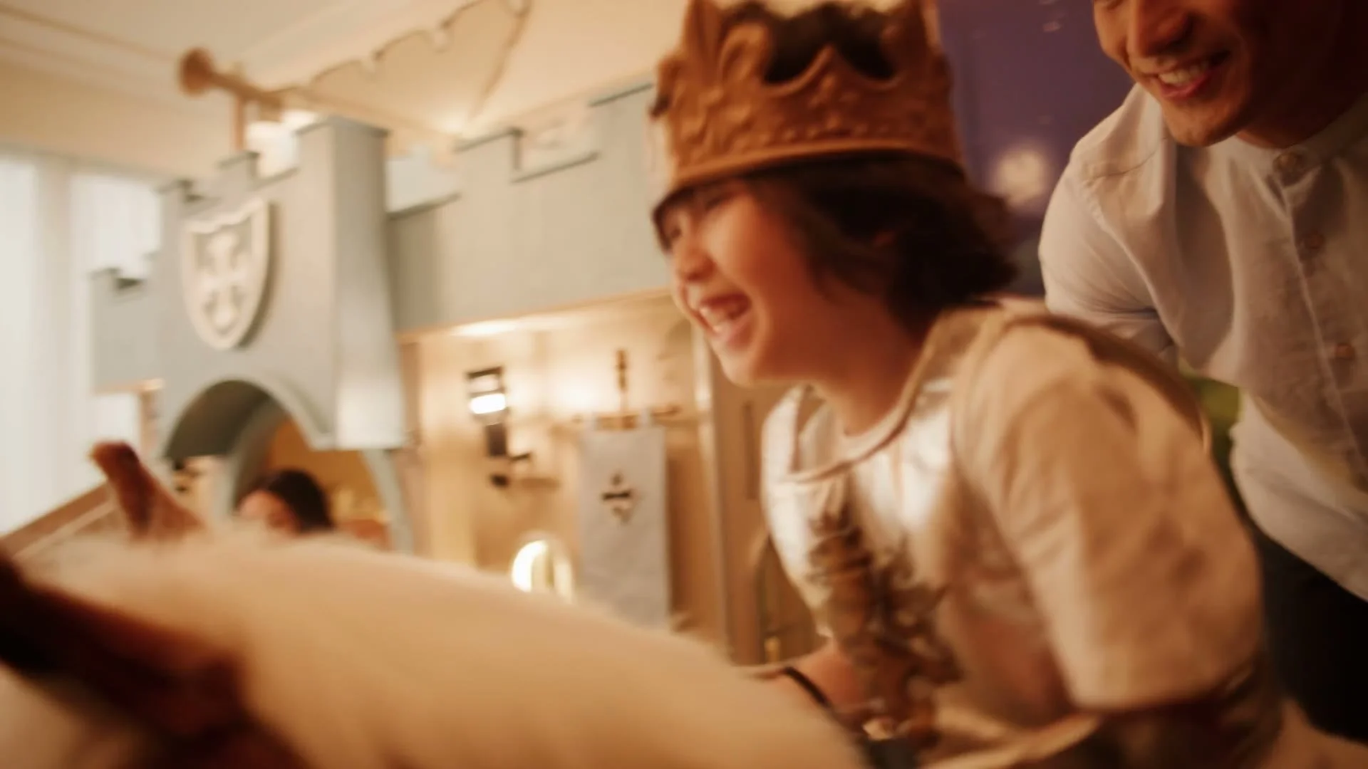Shangri-La Family, film still 4