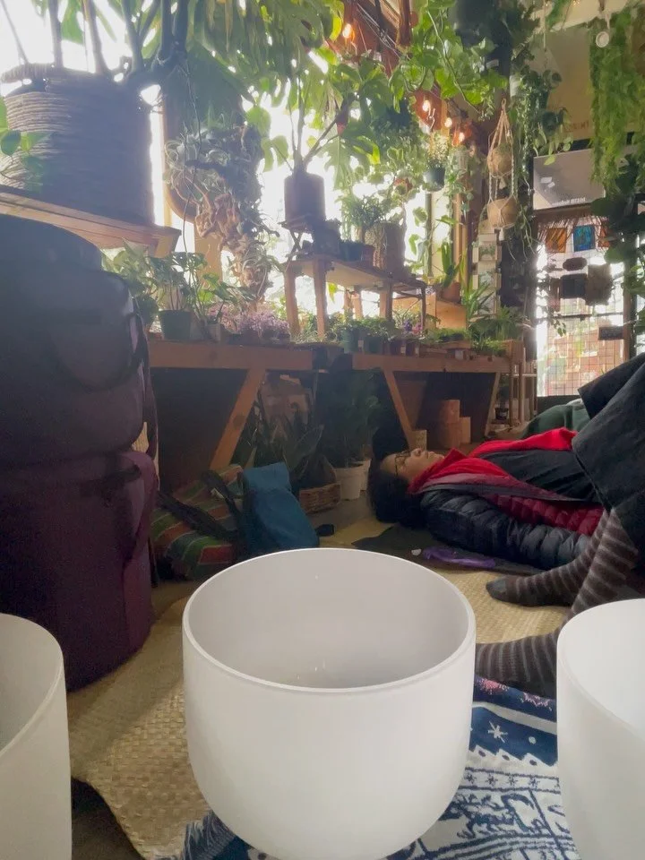 FAHM Sound Healing at @pamanaplantas 🪴 🇵🇭 
For #filipinoamericanhistorymonth, our sound healing session will be held in Berkeley, Sat Oct 18 from 6:30pm-7:30pm. Experience the richness of our culture during golden hour where we’ll focus on
