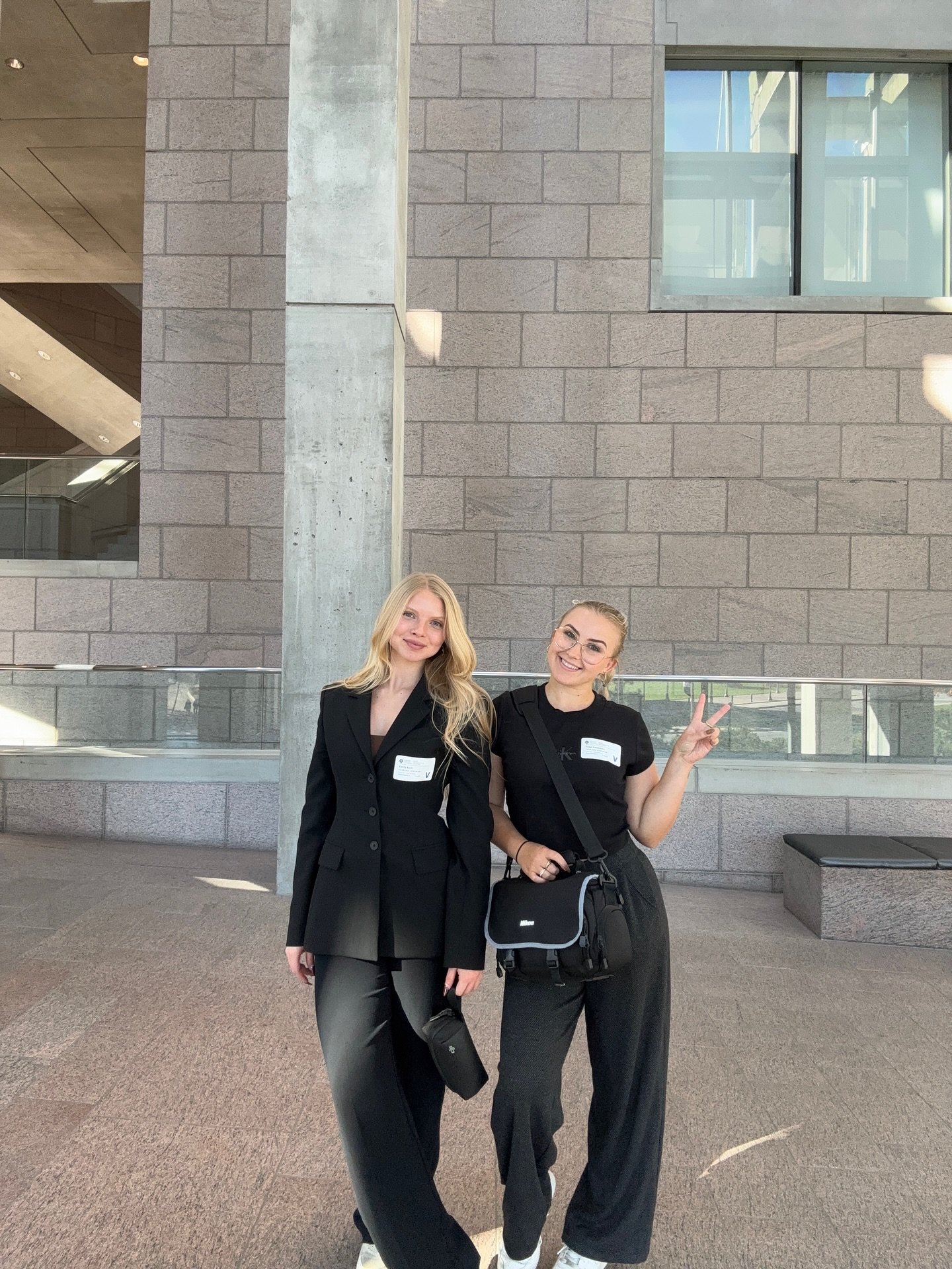 Earlier this week, Paige and Em joined @sghottawa at the National Gallery of Canada to capture the moment two supportive housing residents saw their mother&rsquo;s artwork for the first time in years. 

Noah and Ty are the sons of Indigenous sculptor