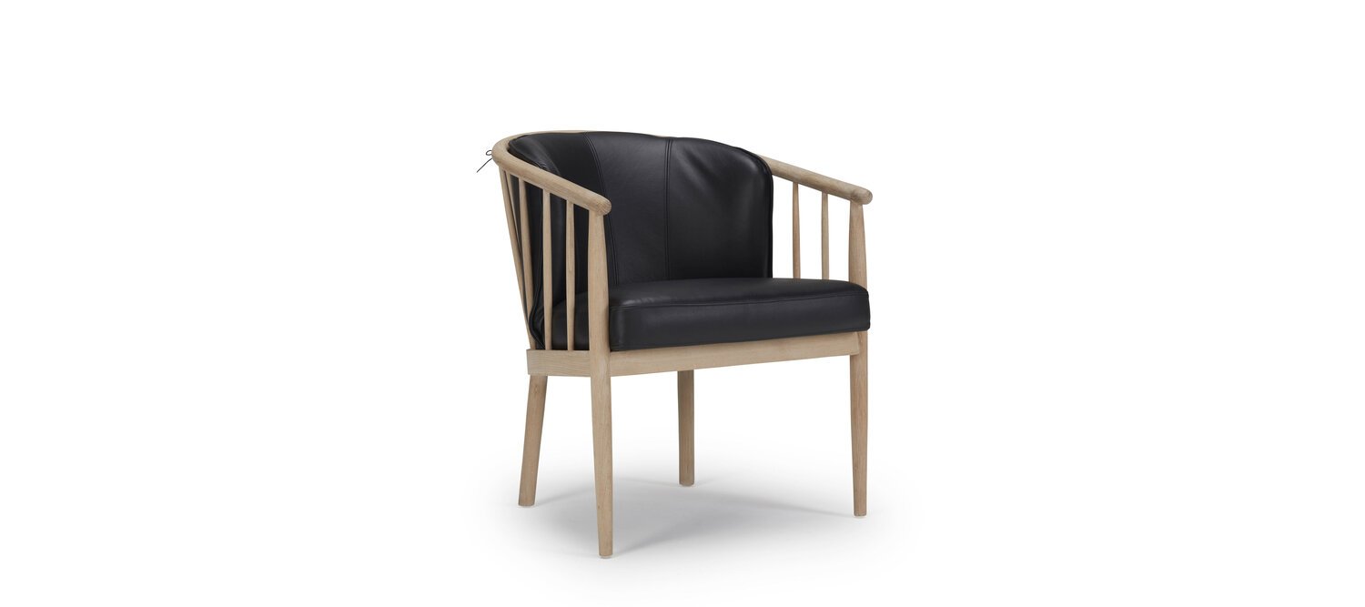 k407-chair-soap-oak-arms-800-black-p1.jpg
