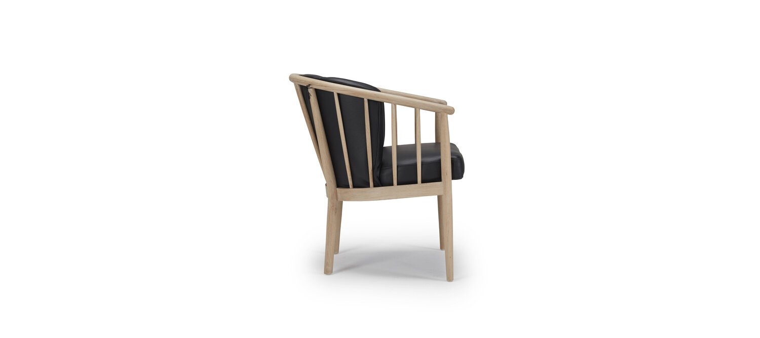 k407-chair-soap-oak-arms-800-black-p5.jpg