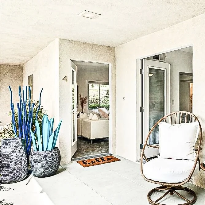 Statement Ocotillo and Agave sculptures courtesy of local welding artists @_j1customs await your bright arrival...We love how the colors pop against the classic stucco of our long-term #AlbertFrey rental 🎨

See more at our link in bio ☀️☀️💎💎

 #ar