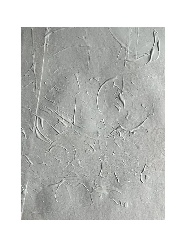 Once dry and flat, Gesso is layered over the sheet. It pro-tects, stabilises, and introduces texture. Application can be with brushes or any object that leaves or not a mark.