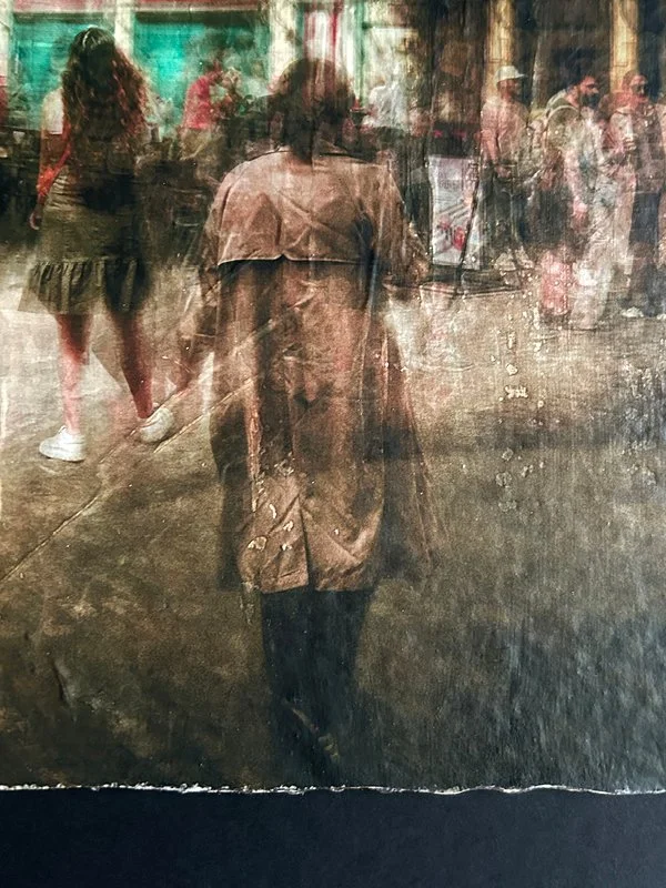 - Clarity is set aside.
- Sharpness loosens.
- Meaning is not fixed
- Mood carries the work.
- The viewer completes it.