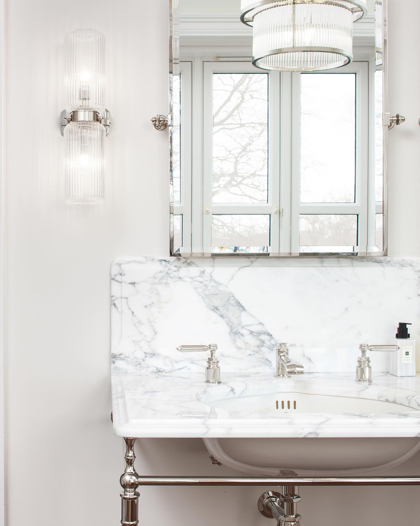 We complete the @drummonds_bathrooms Double Lowther Vanity Basin Suite with the addition of Drummonds&rsquo; very own mirrors and fluted lighting in this Aberdeen bathroom.