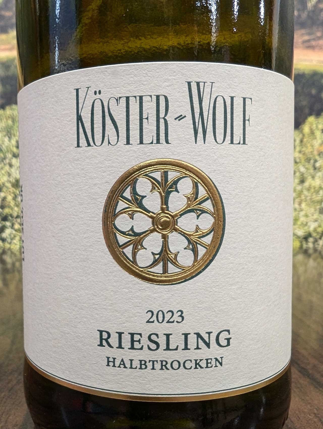Koster-wolf-web.jpg