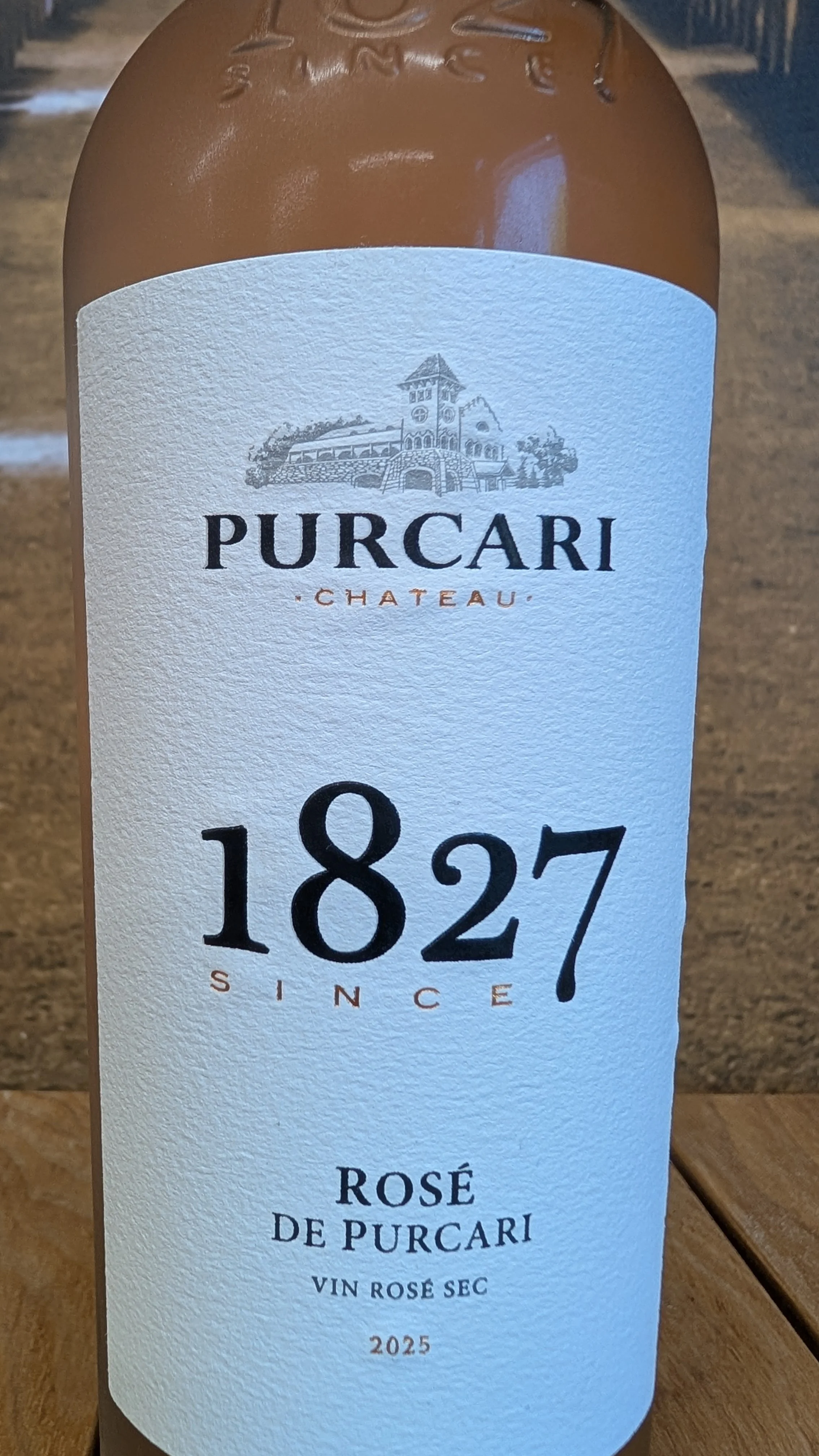Purcari 1827 rose.jpg