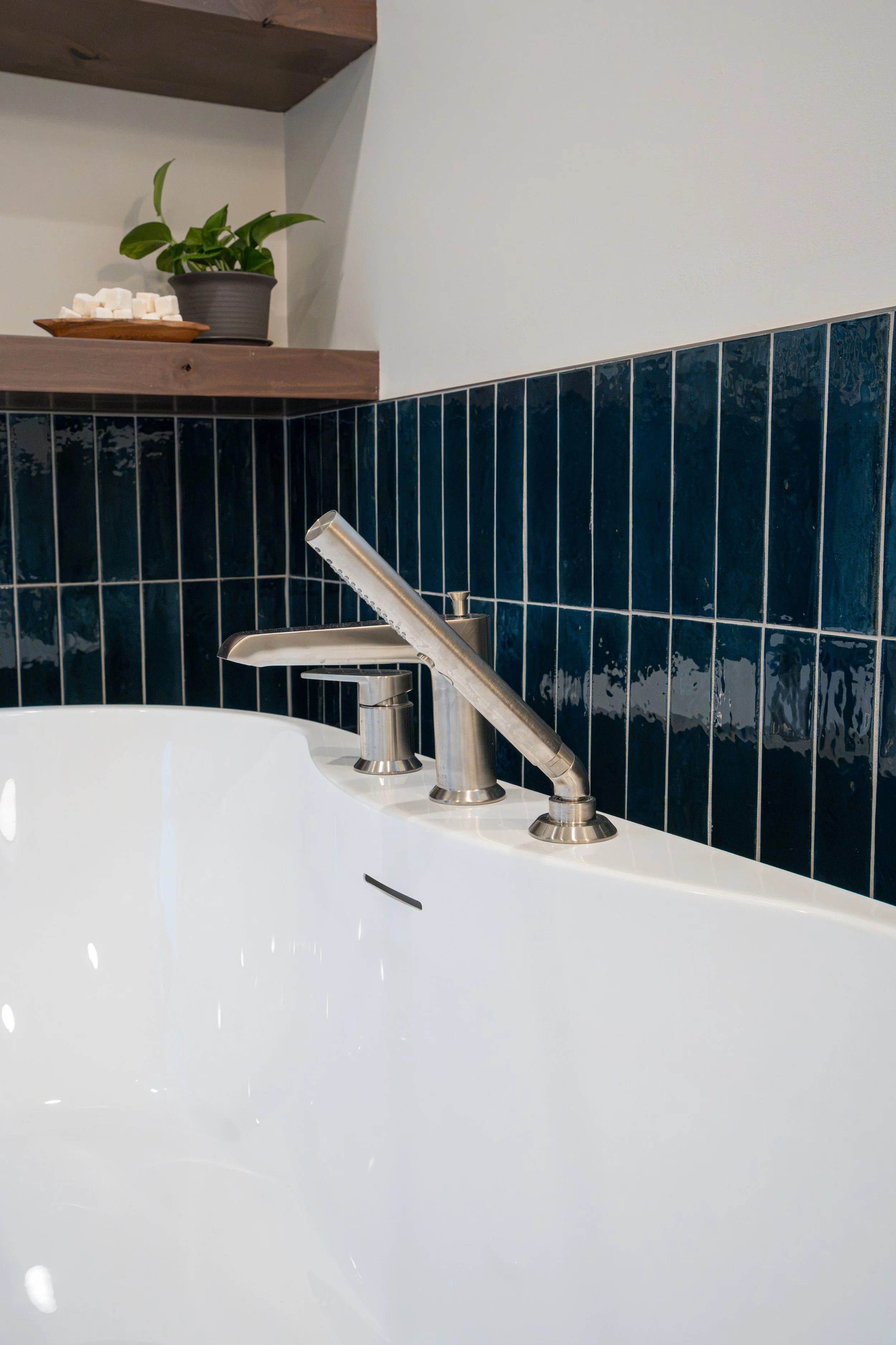 XtraMileBathroom-12.jpg