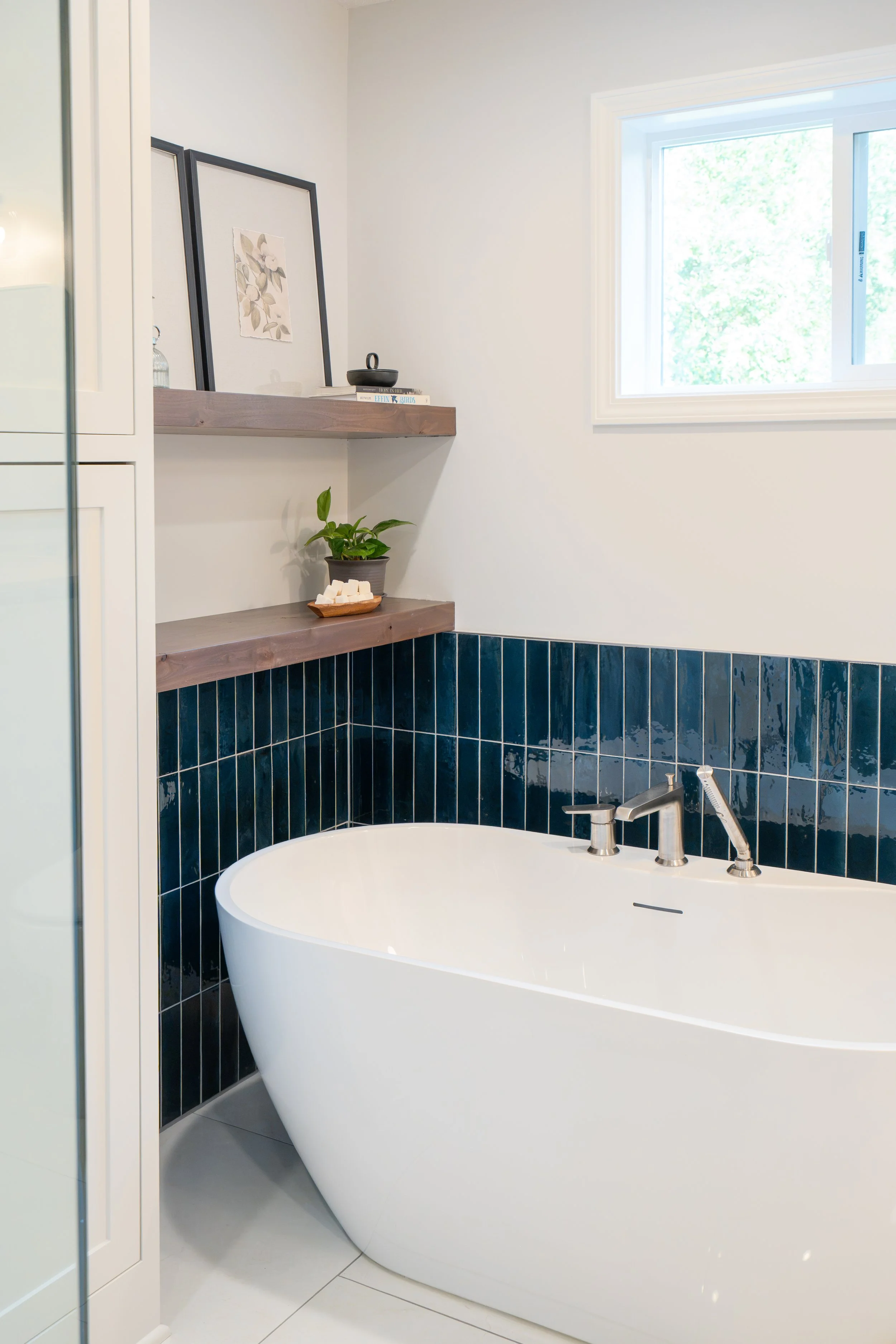 XtraMileBathroom-18.jpg