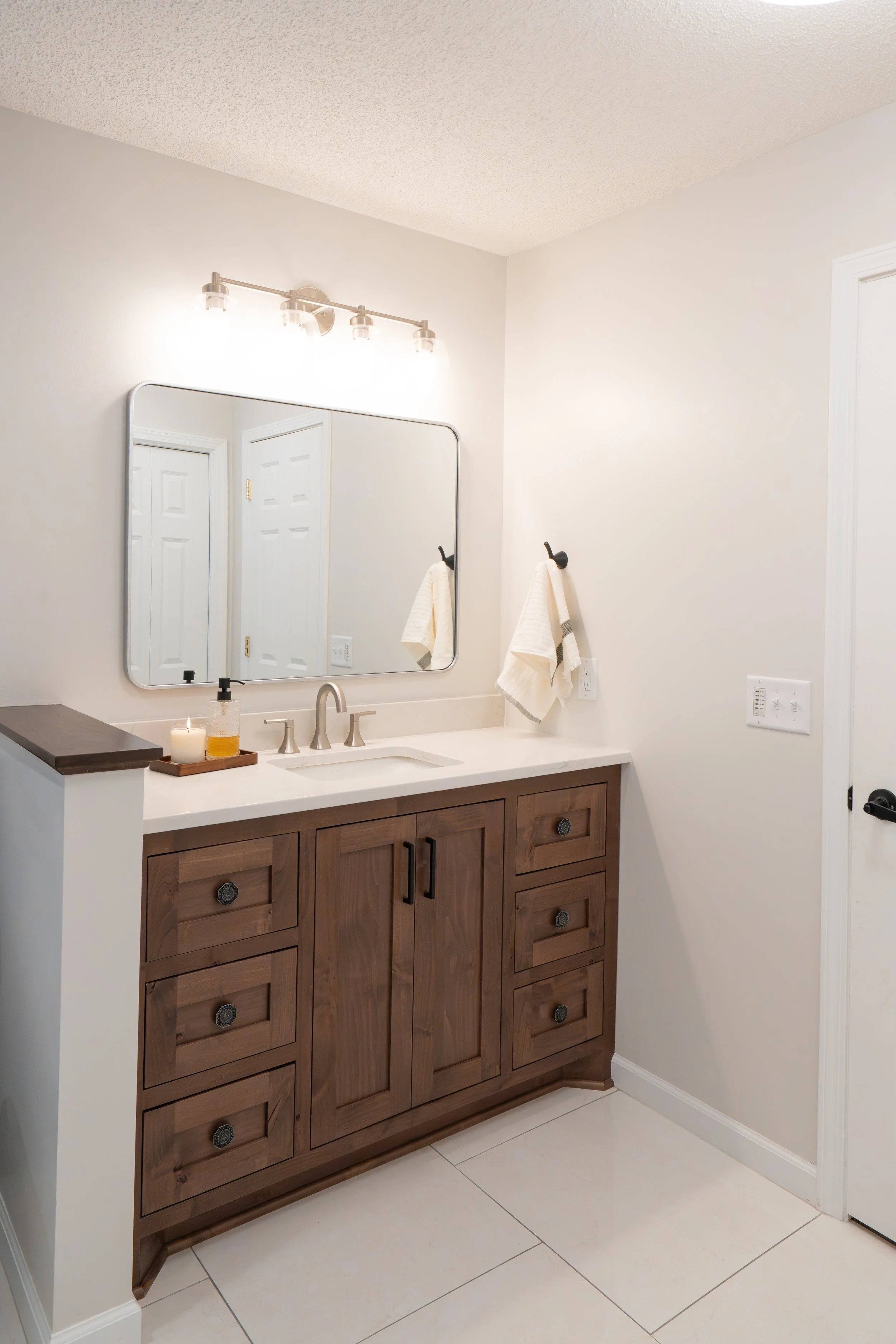XtraMileBathroom-21.jpg