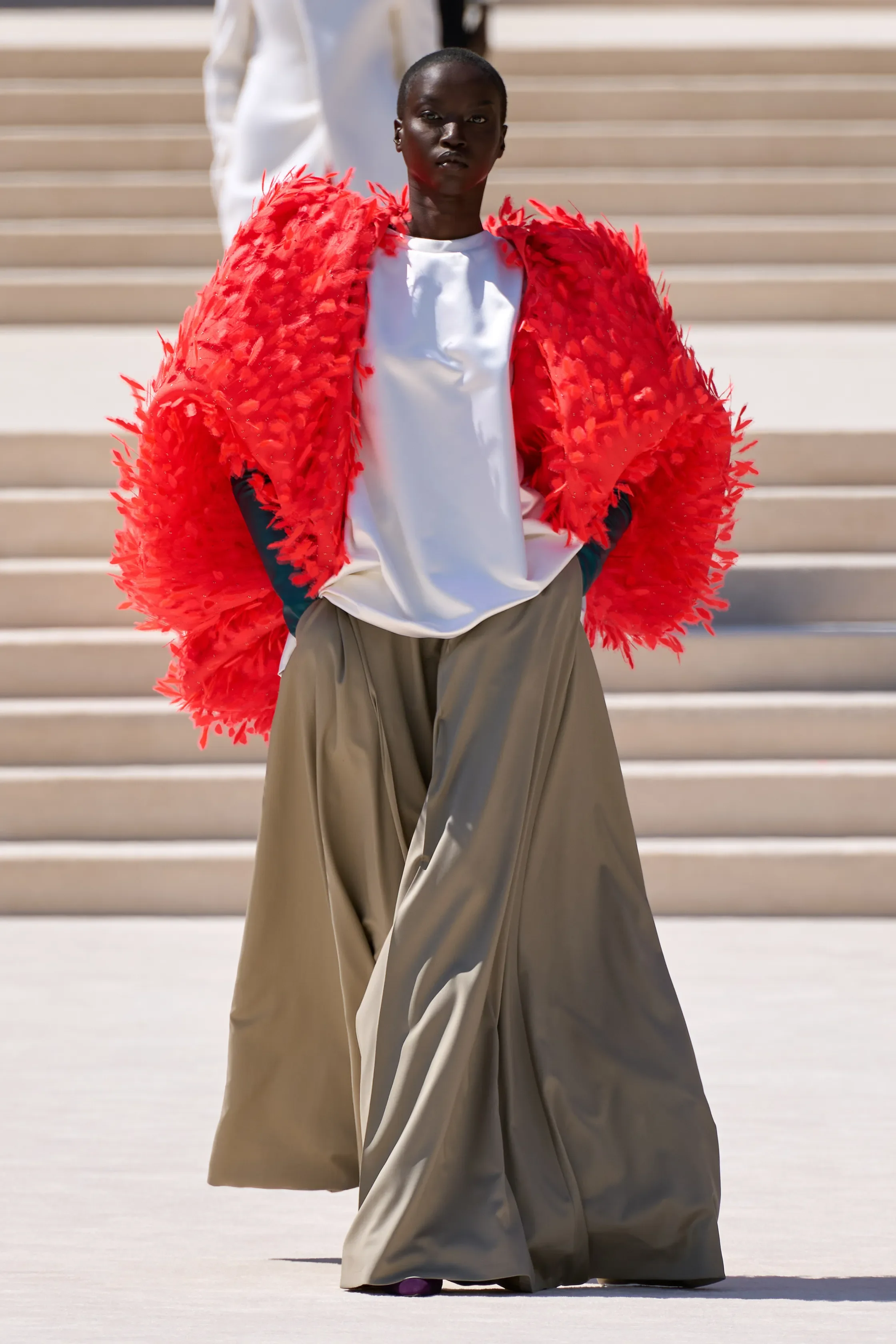 00001-balenciaga-fall-2026-couture-credit-gorunway.webp
