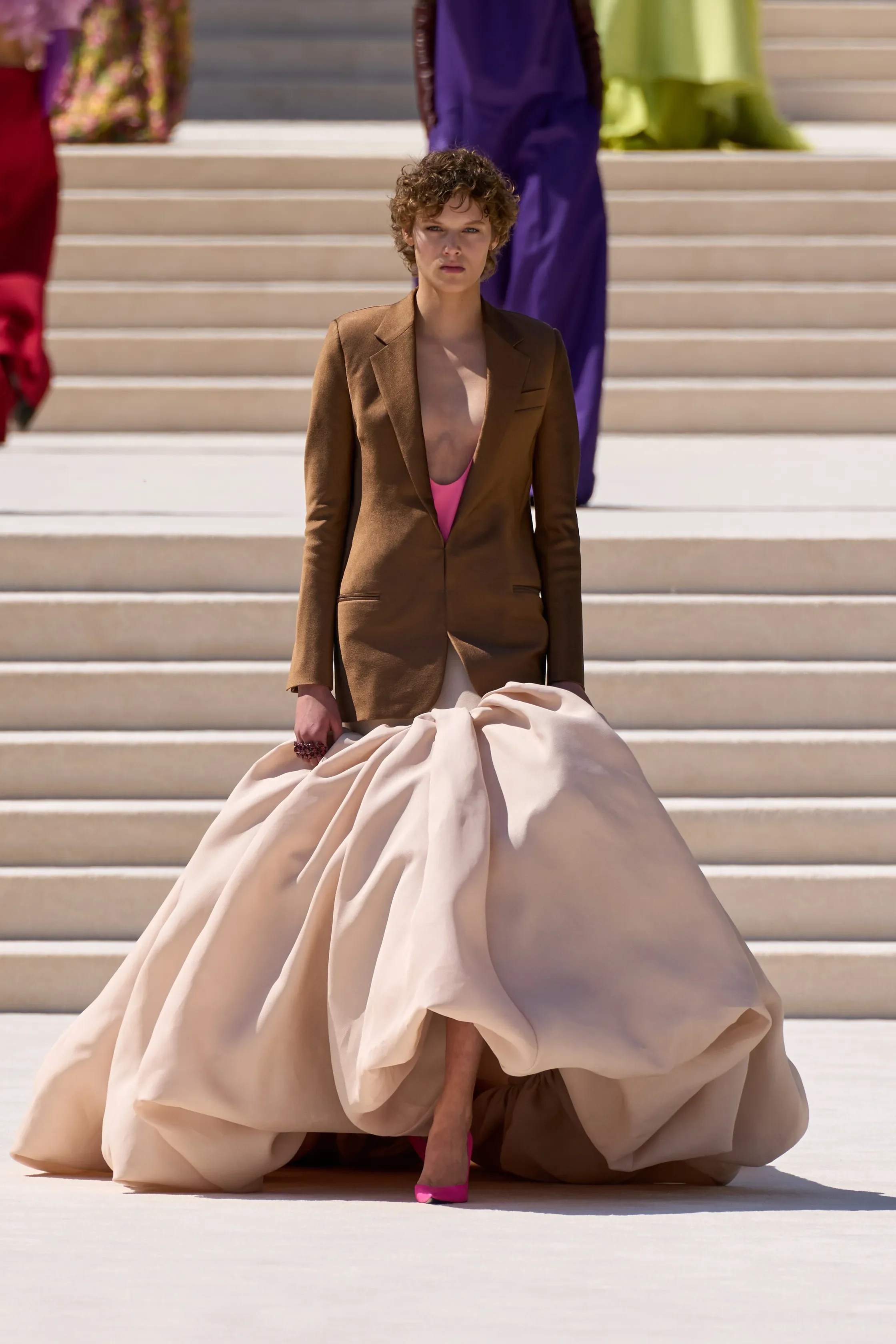 00016-balenciaga-fall-2026-couture-credit-gorunway.webp