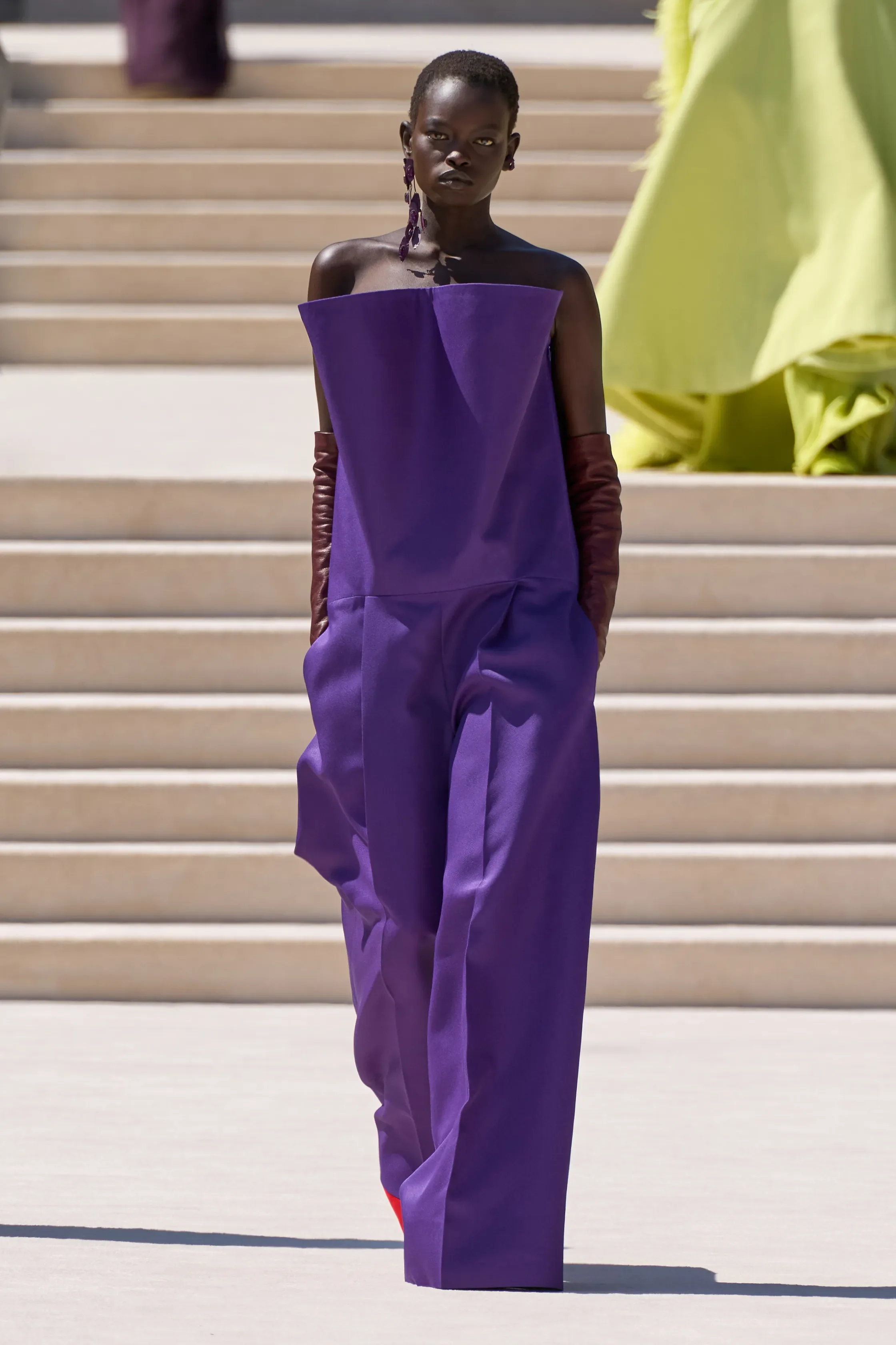00017-balenciaga-fall-2026-couture-credit-gorunway.webp
