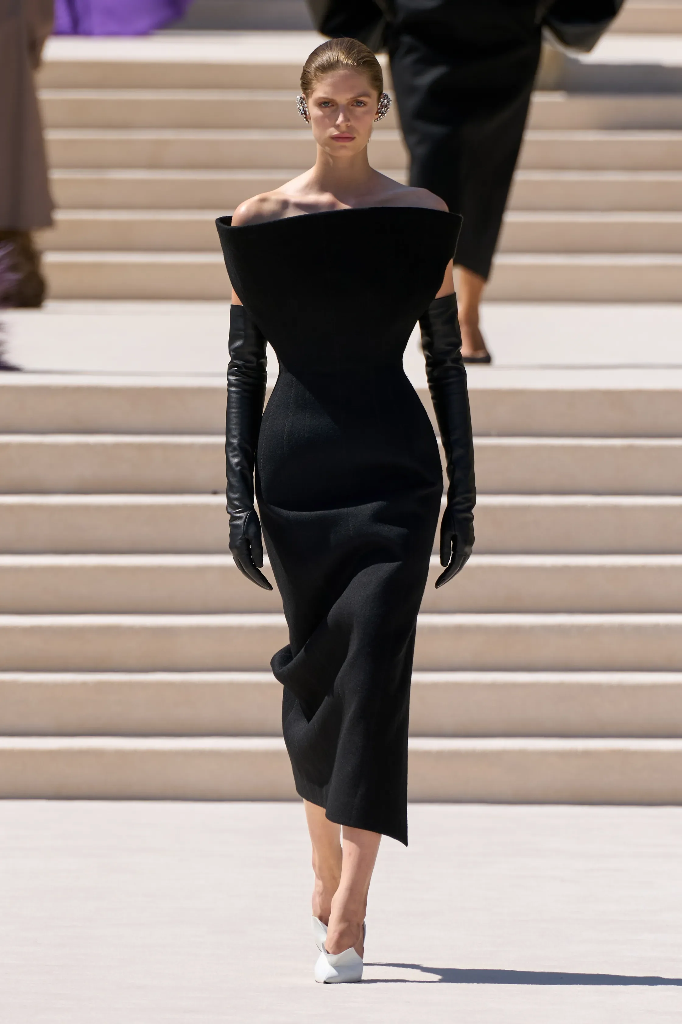 00027-balenciaga-fall-2026-couture-credit-gorunway.webp