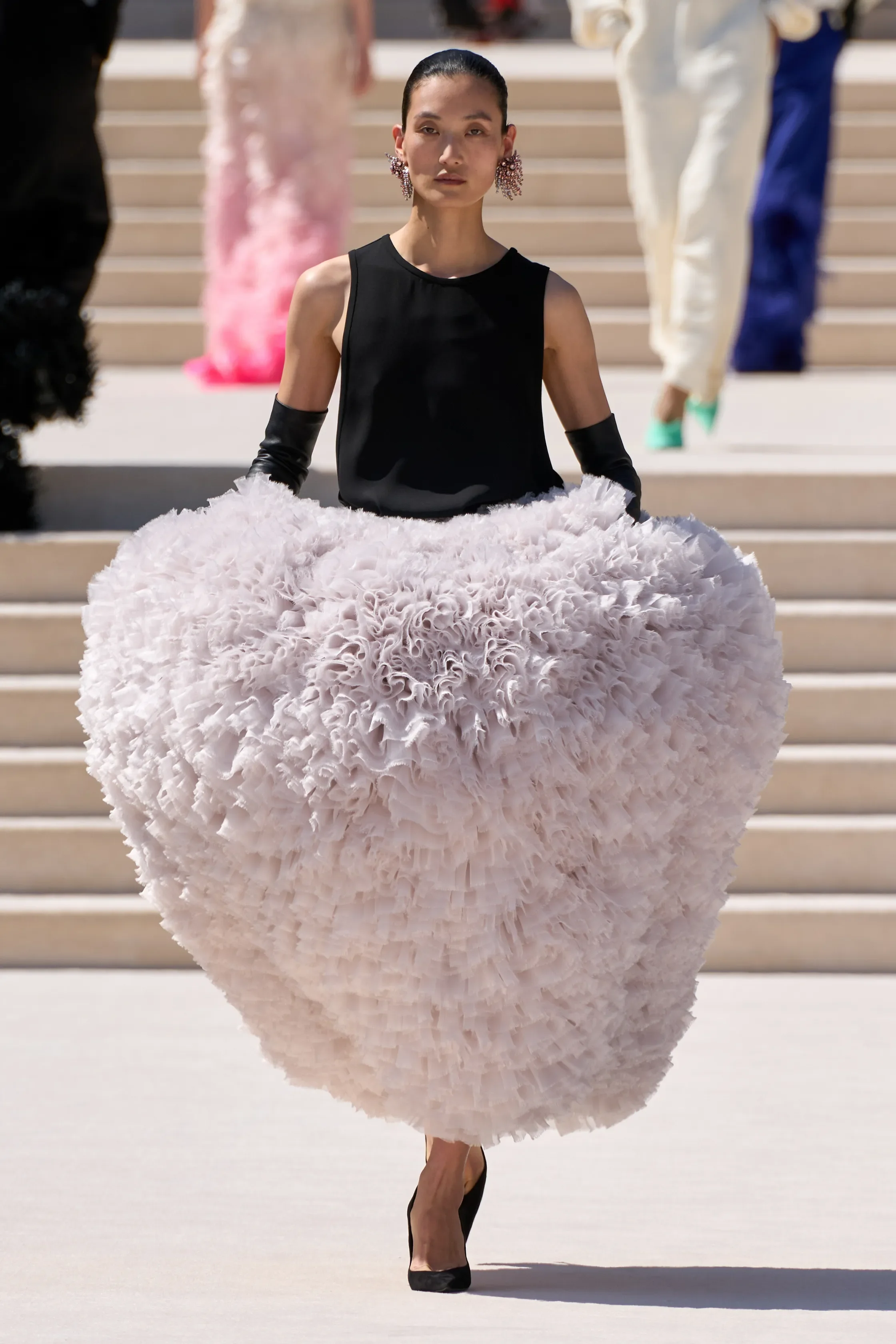 00031-balenciaga-fall-2026-couture-credit-gorunway.webp