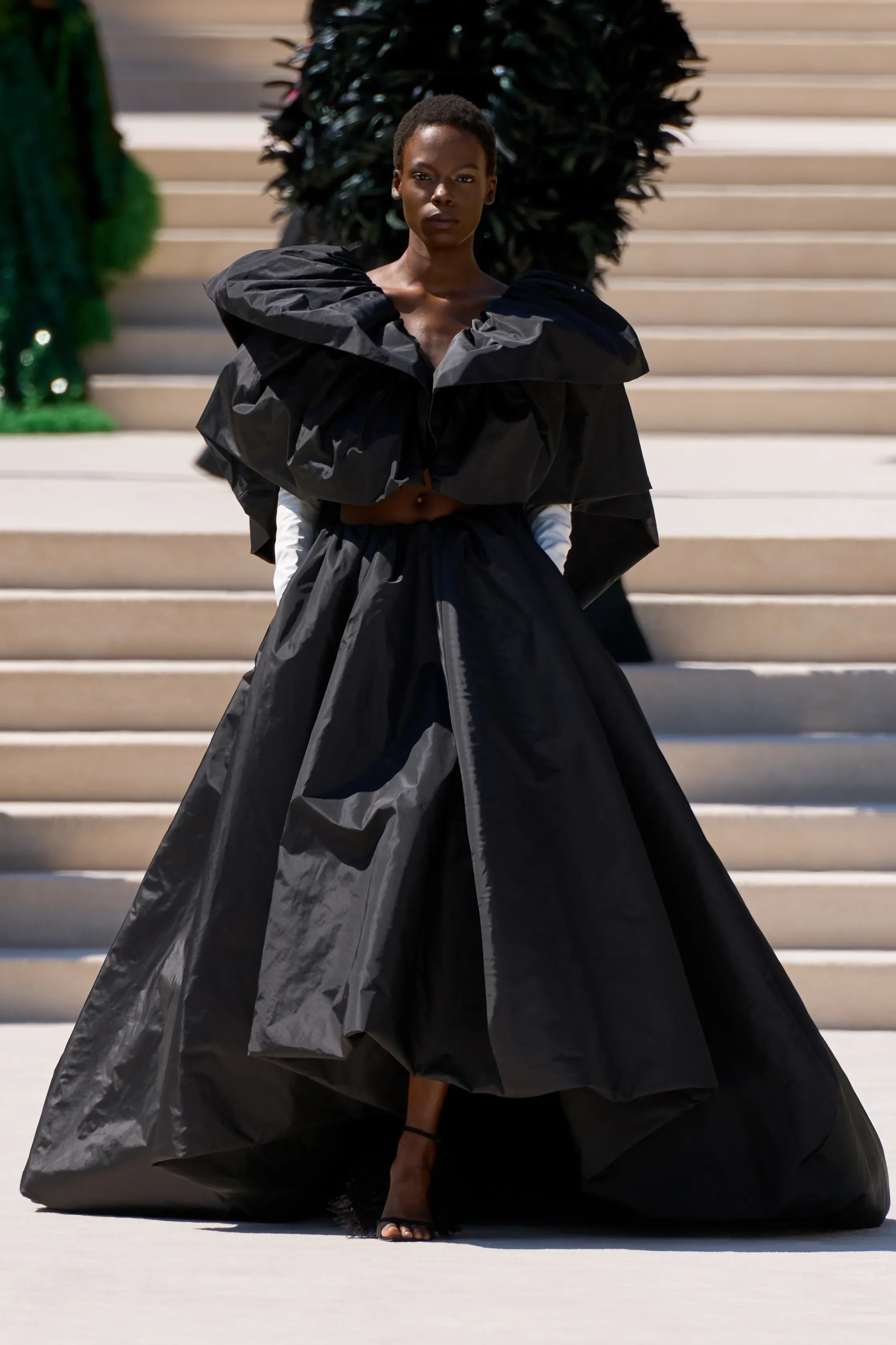 00046-balenciaga-fall-2026-couture-credit-gorunway.webp