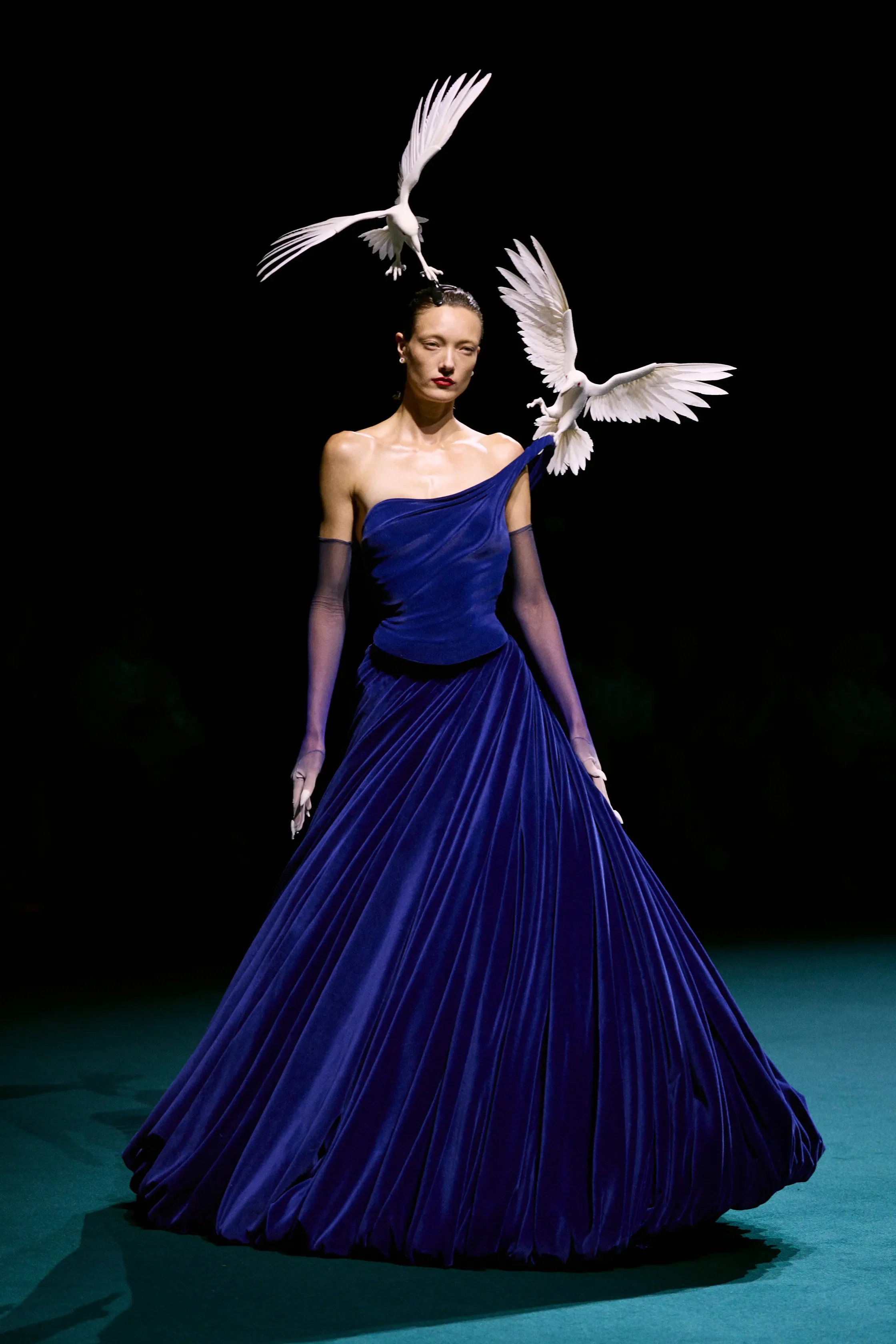 00013-robert-wun-fall-2026-couture-credit-brand.webp