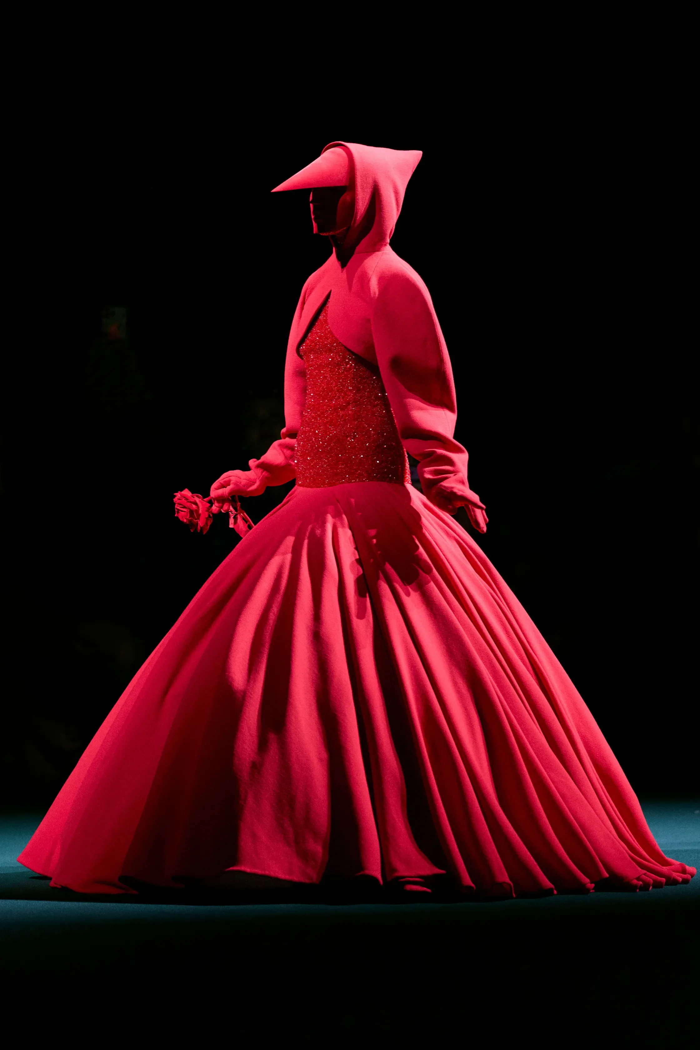 00015-robert-wun-fall-2026-couture-credit-brand.webp