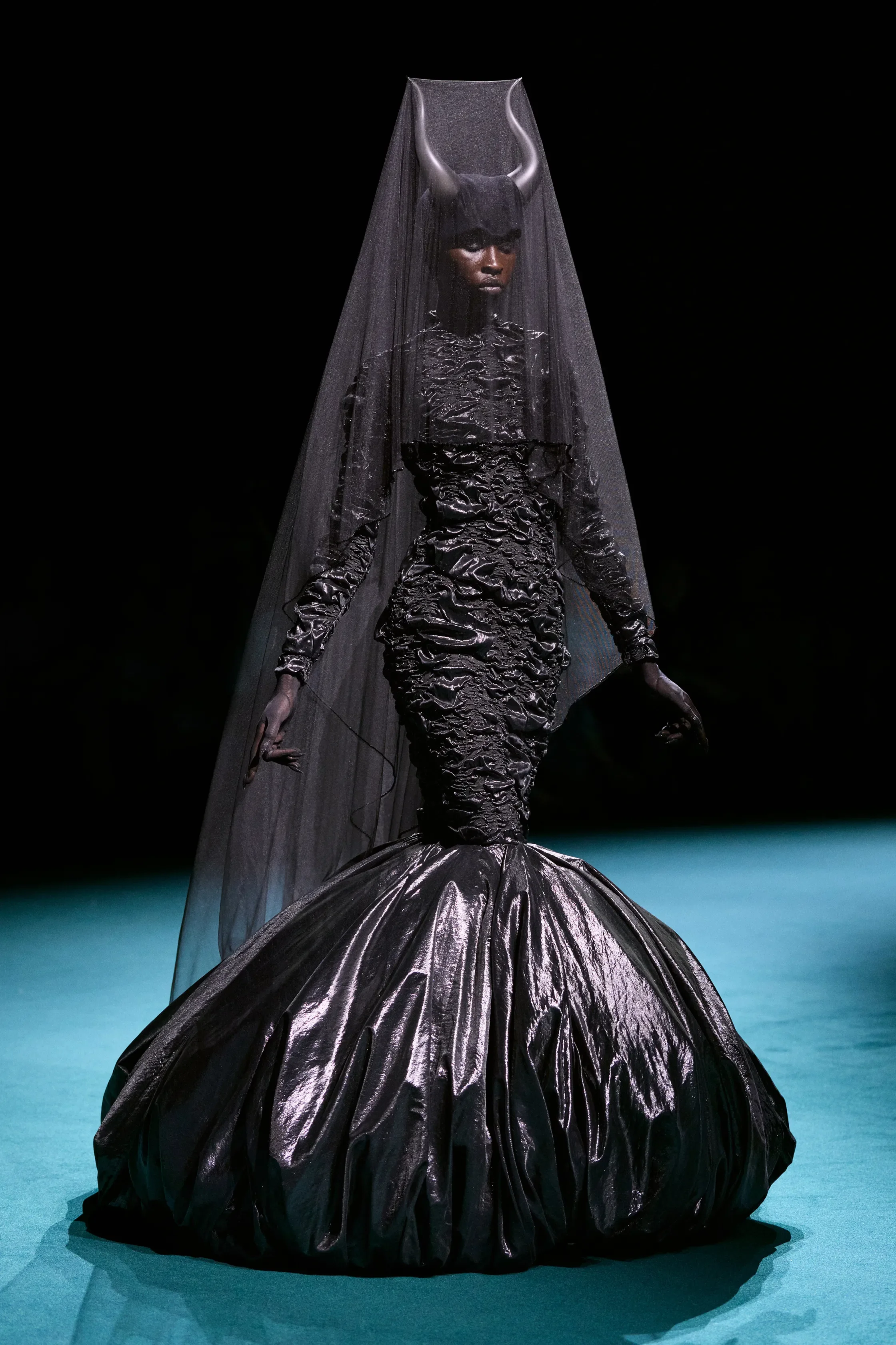 00017-robert-wun-fall-2026-couture-credit-brand.webp