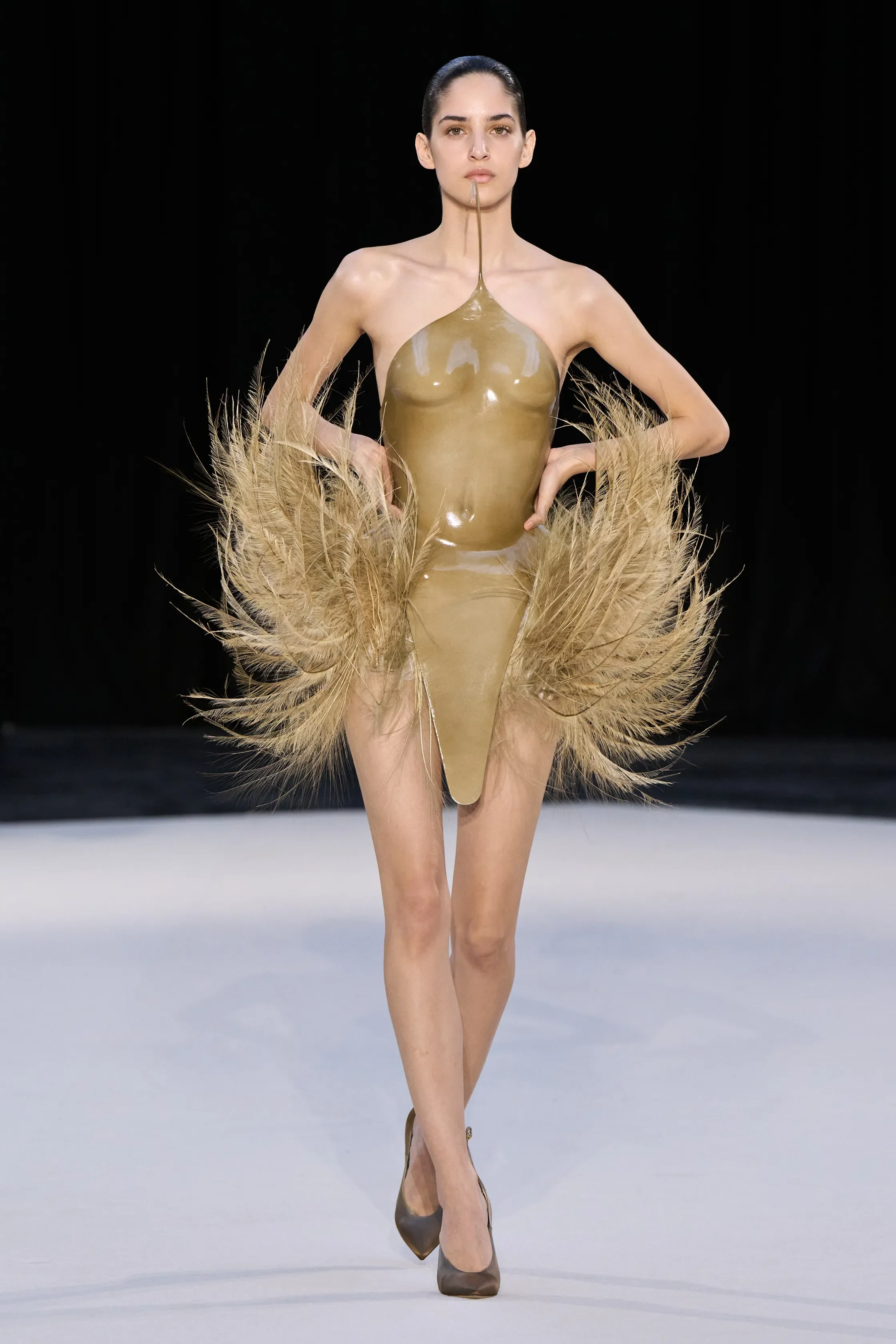 00020-ashi-studio-fall-2026-couture-credit-gorunway (1).webp