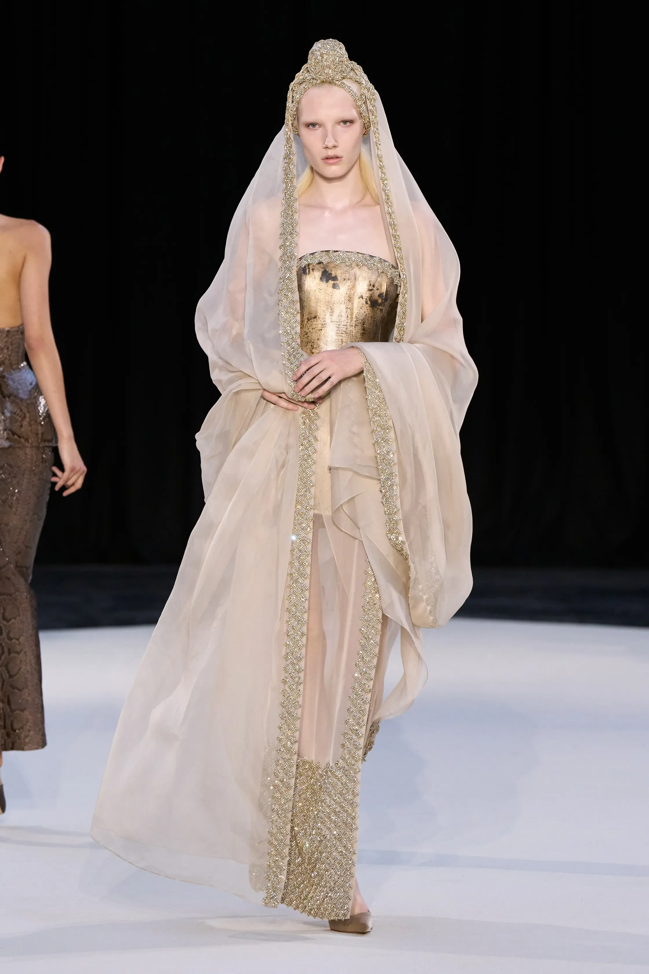 00024-ashi-studio-fall-2026-couture-credit-gorunway (1).webp