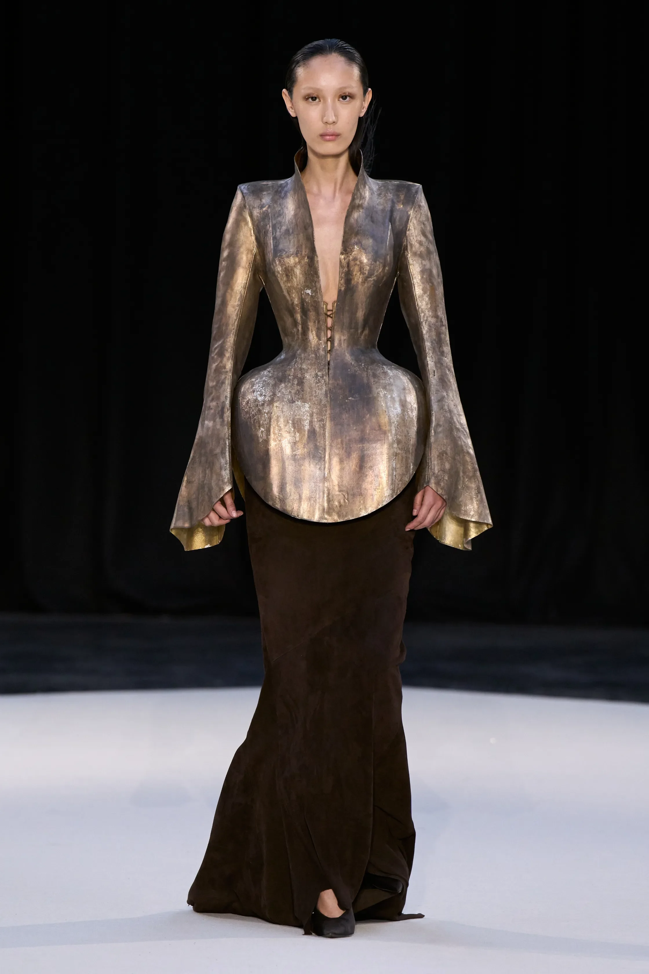 00025-ashi-studio-fall-2026-couture-credit-gorunway (1).webp