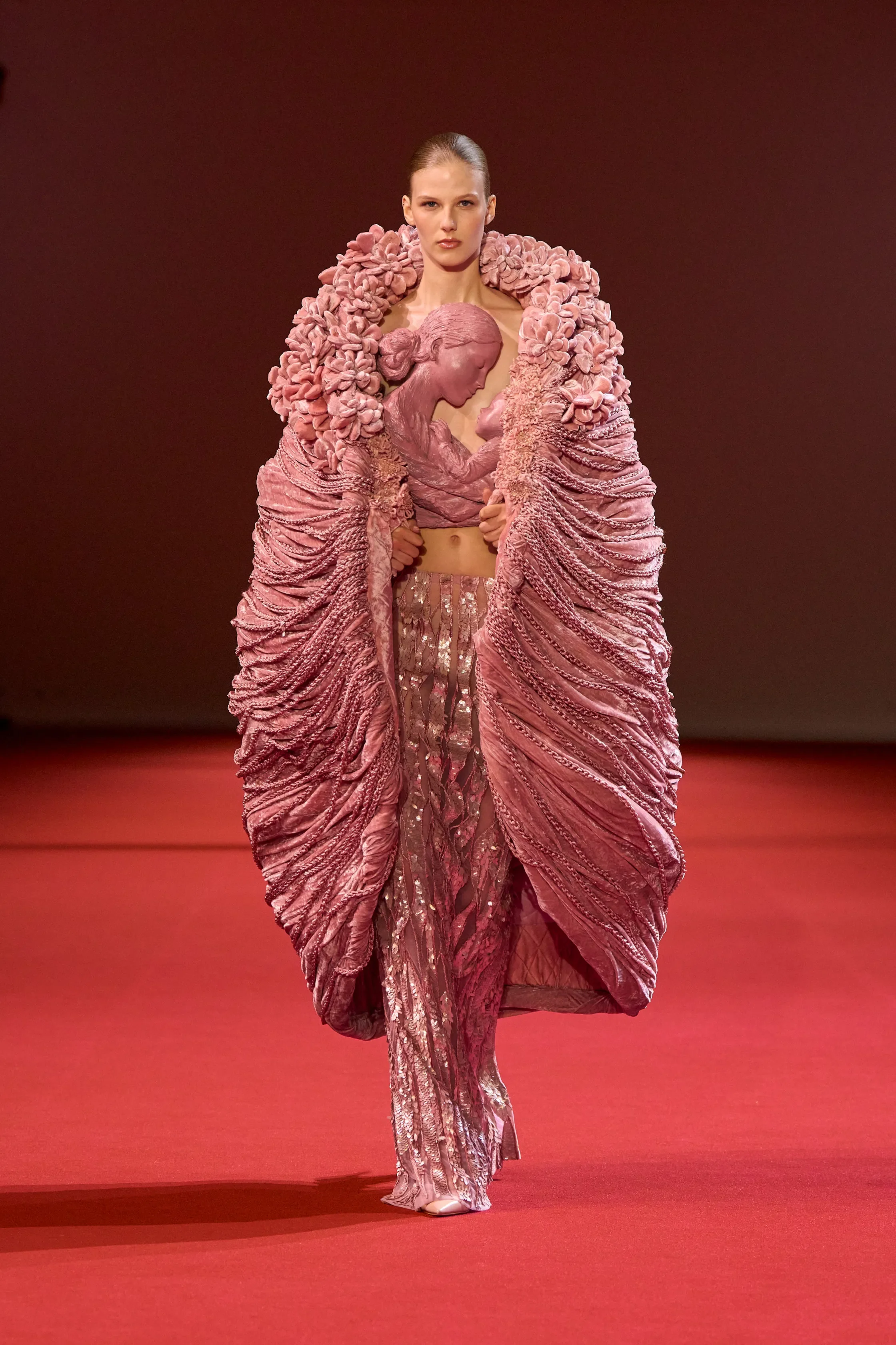 00002-manish-malhotra-fall-2026-couture-credit-gorunway.webp