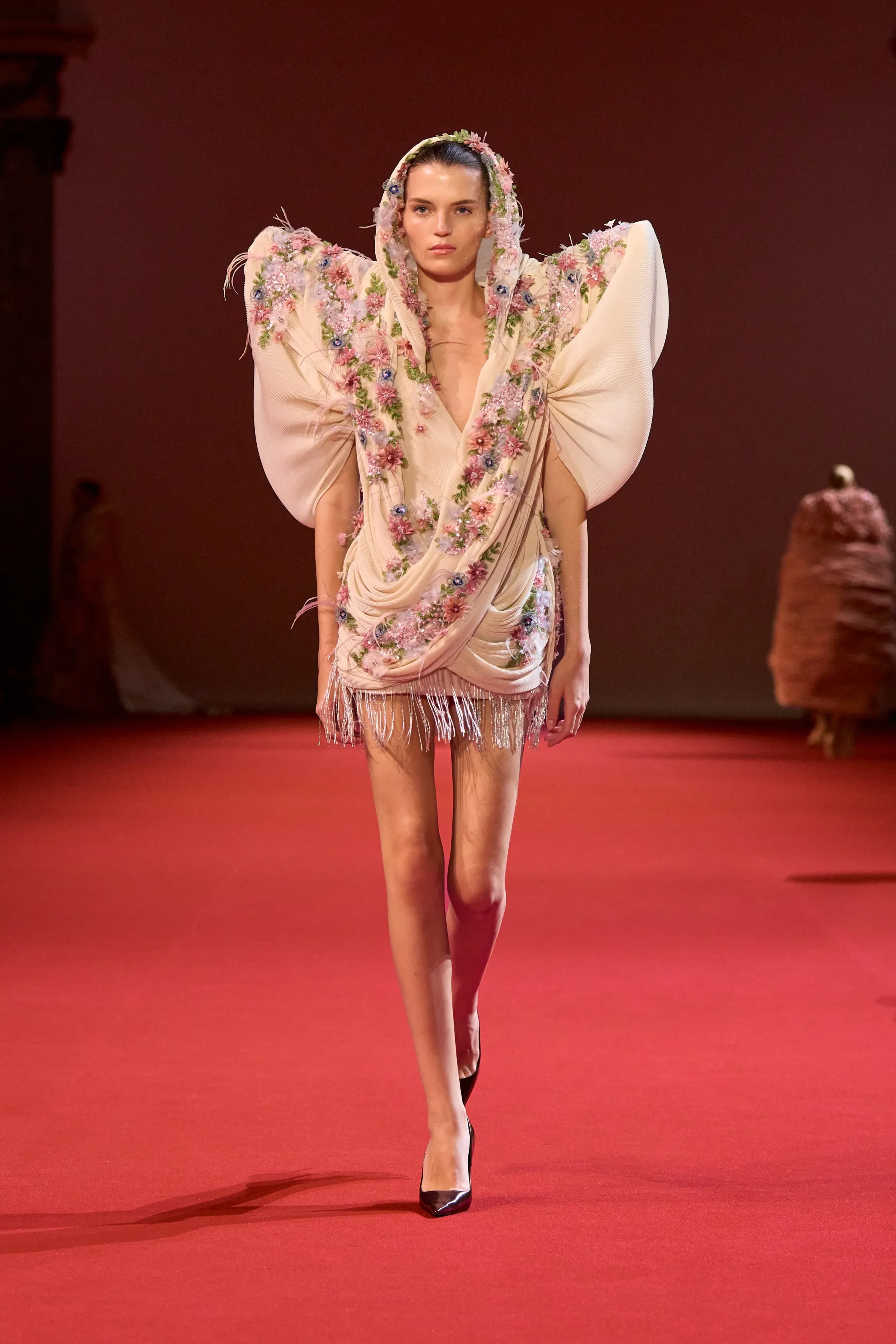 00005-manish-malhotra-fall-2026-couture-credit-gorunway.webp