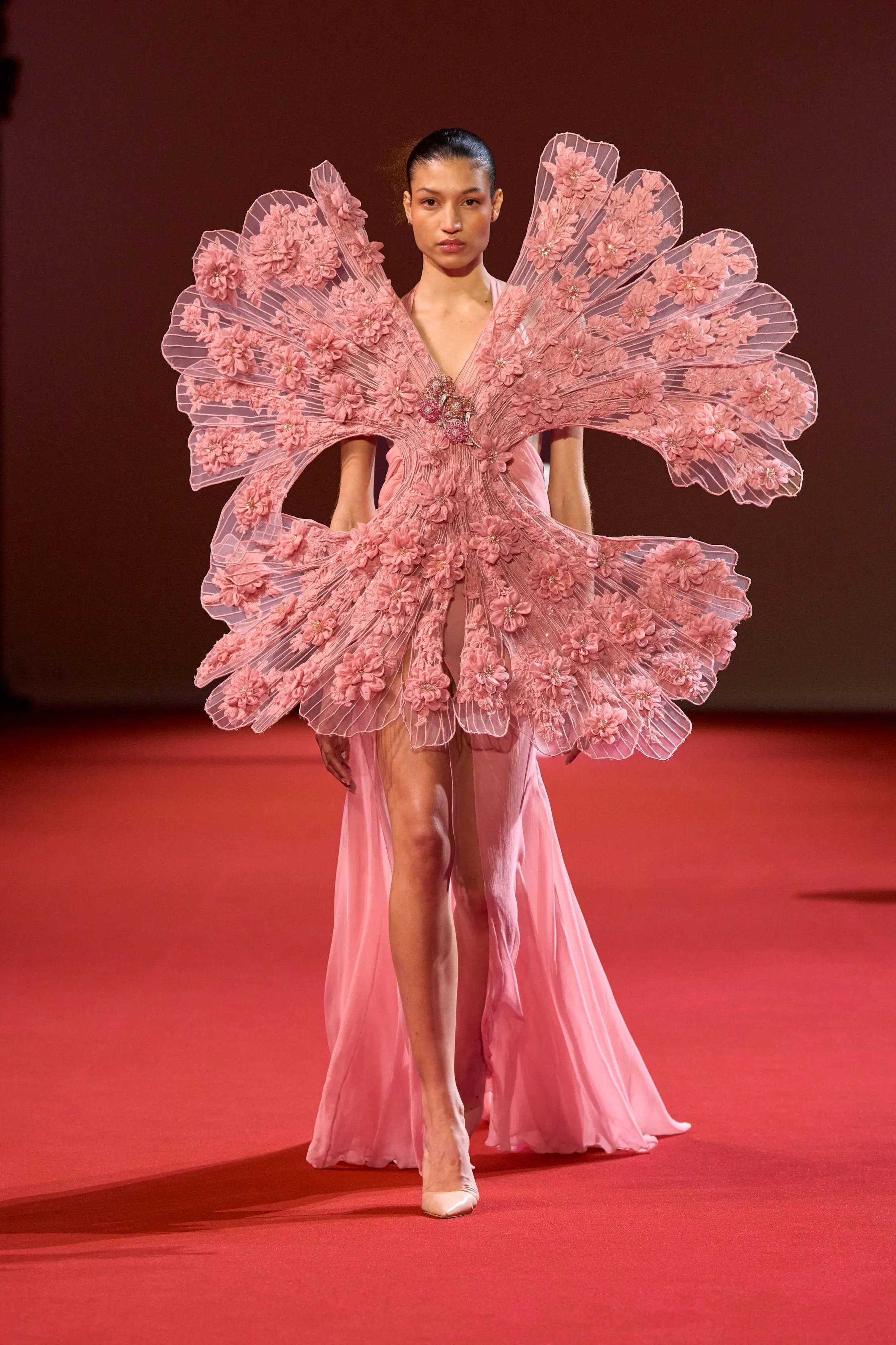00007-manish-malhotra-fall-2026-couture-credit-gorunway.webp