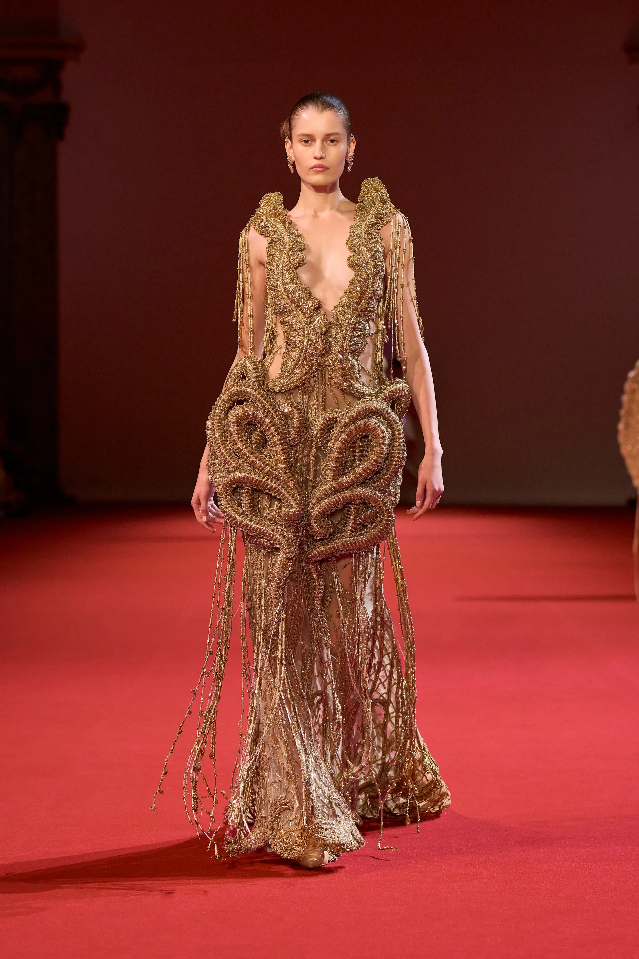 00011-manish-malhotra-fall-2026-couture-credit-gorunway.webp