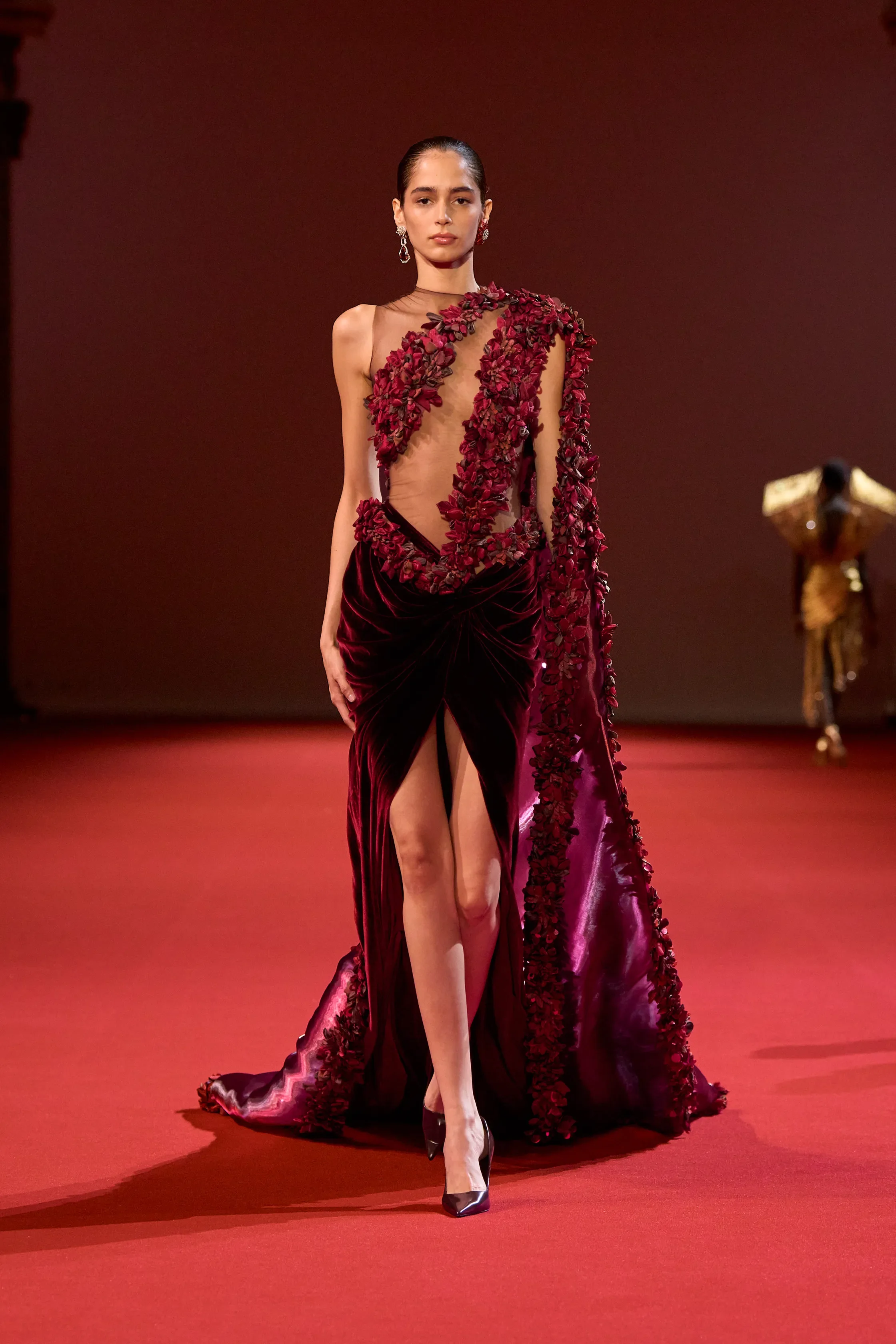 00029-manish-malhotra-fall-2026-couture-credit-gorunway.webp