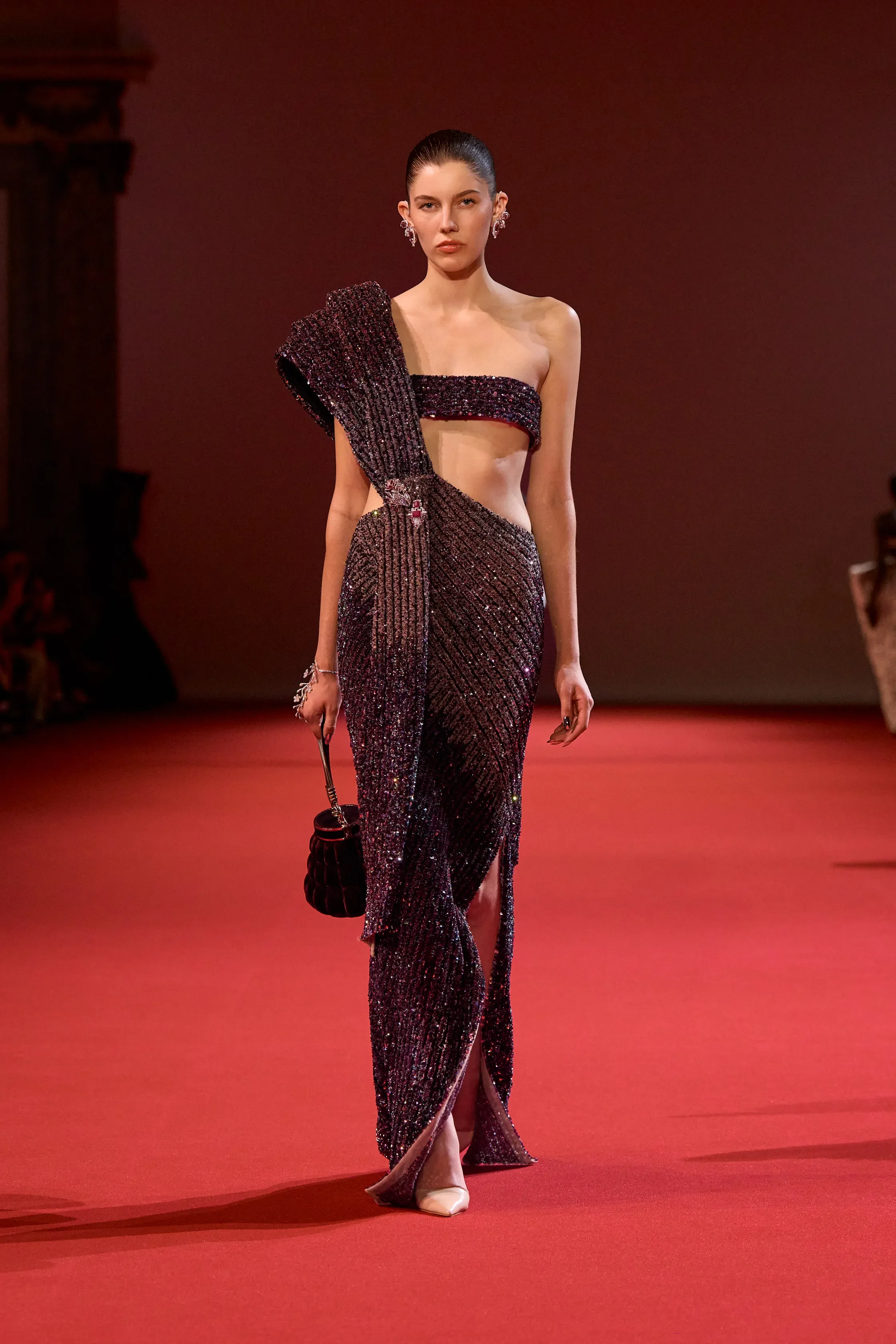 00036-manish-malhotra-fall-2026-couture-credit-gorunway.webp