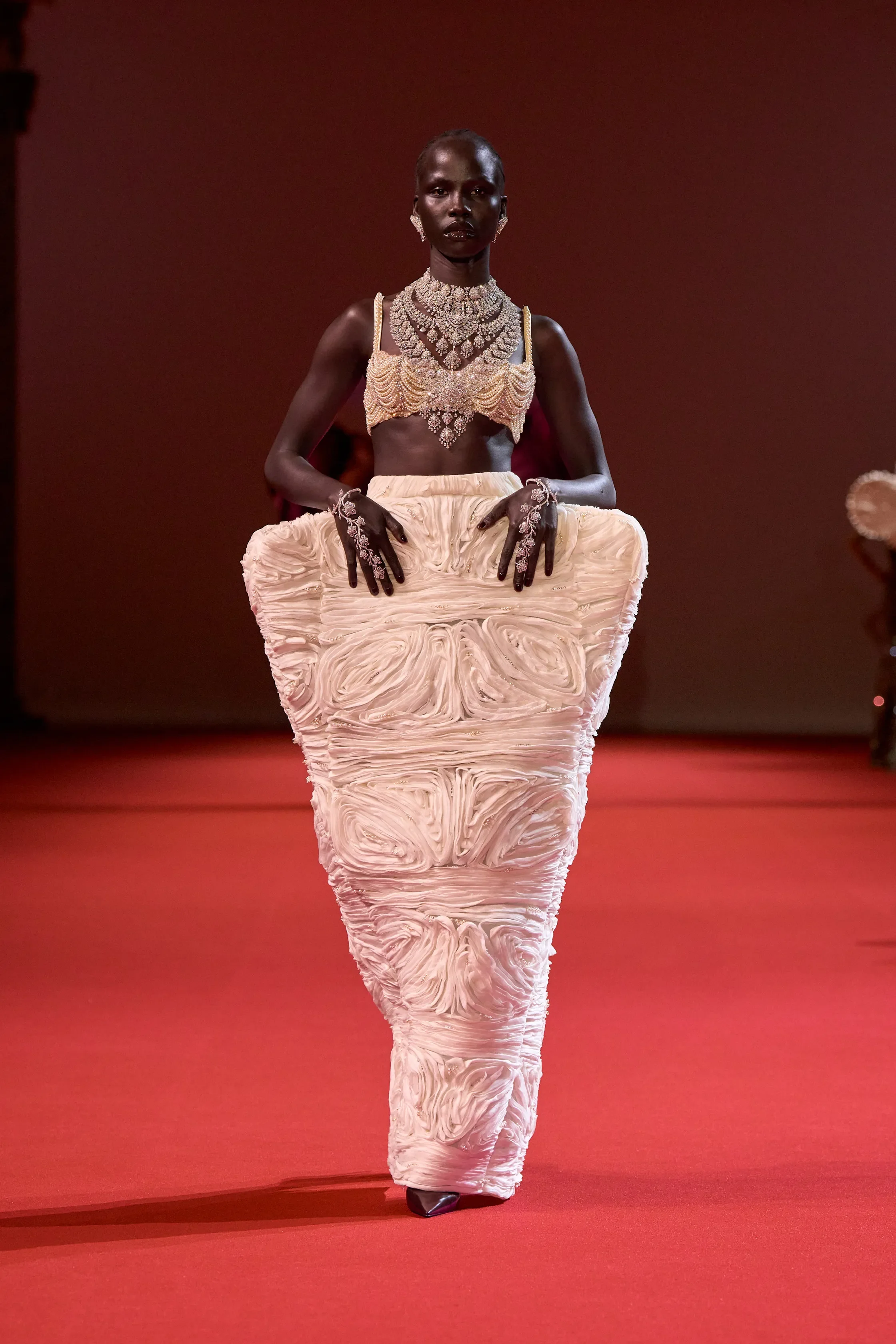 00037-manish-malhotra-fall-2026-couture-credit-gorunway.webp
