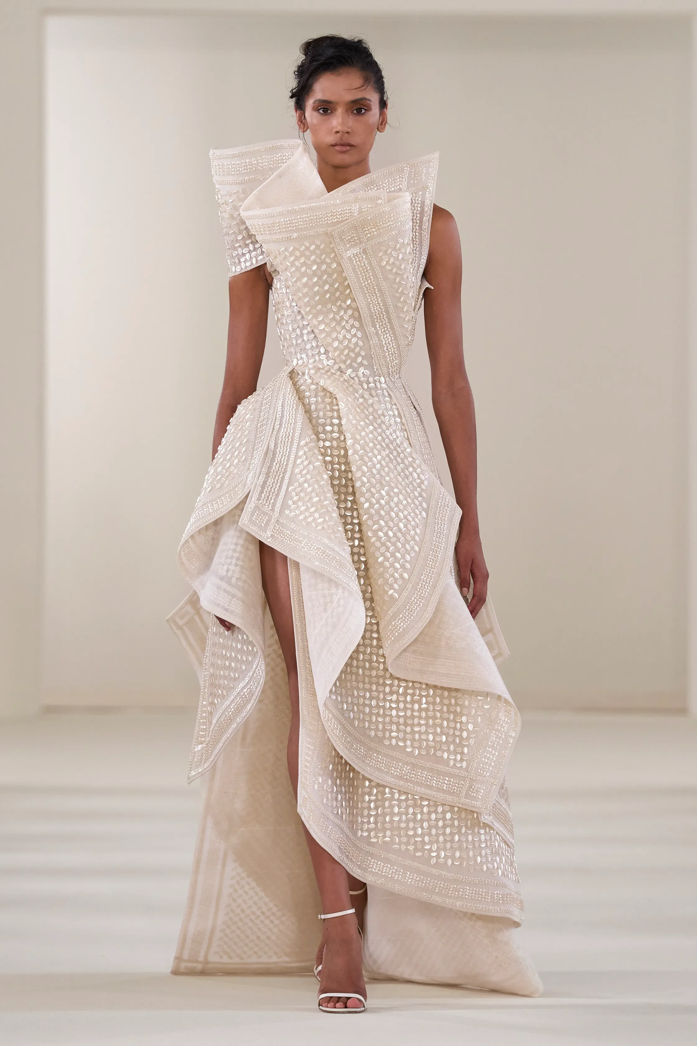 00001-rami-al-ali-fall-2026-couture-credit-gorunway.webp