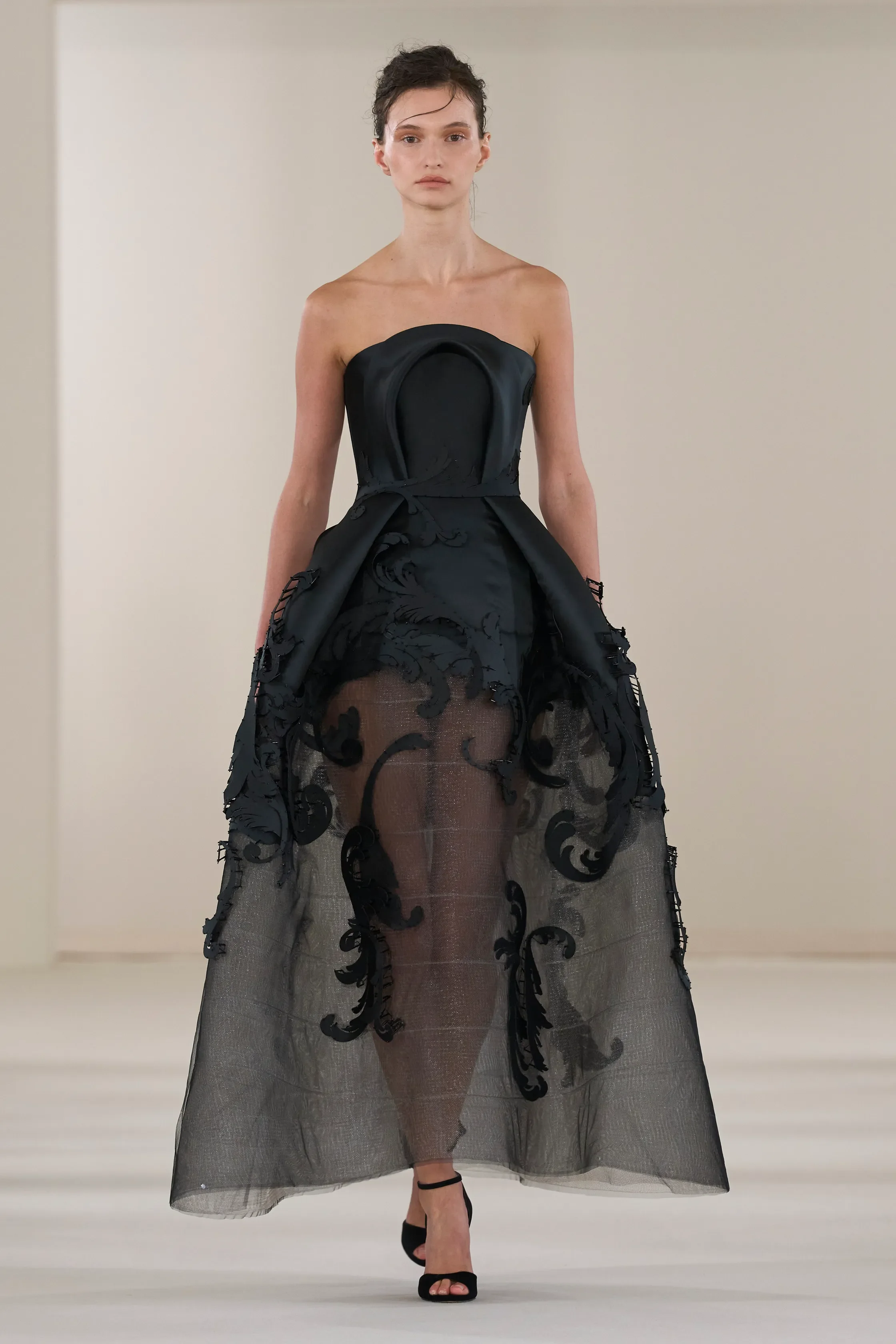 00025-rami-al-ali-fall-2026-couture-credit-gorunway.webp